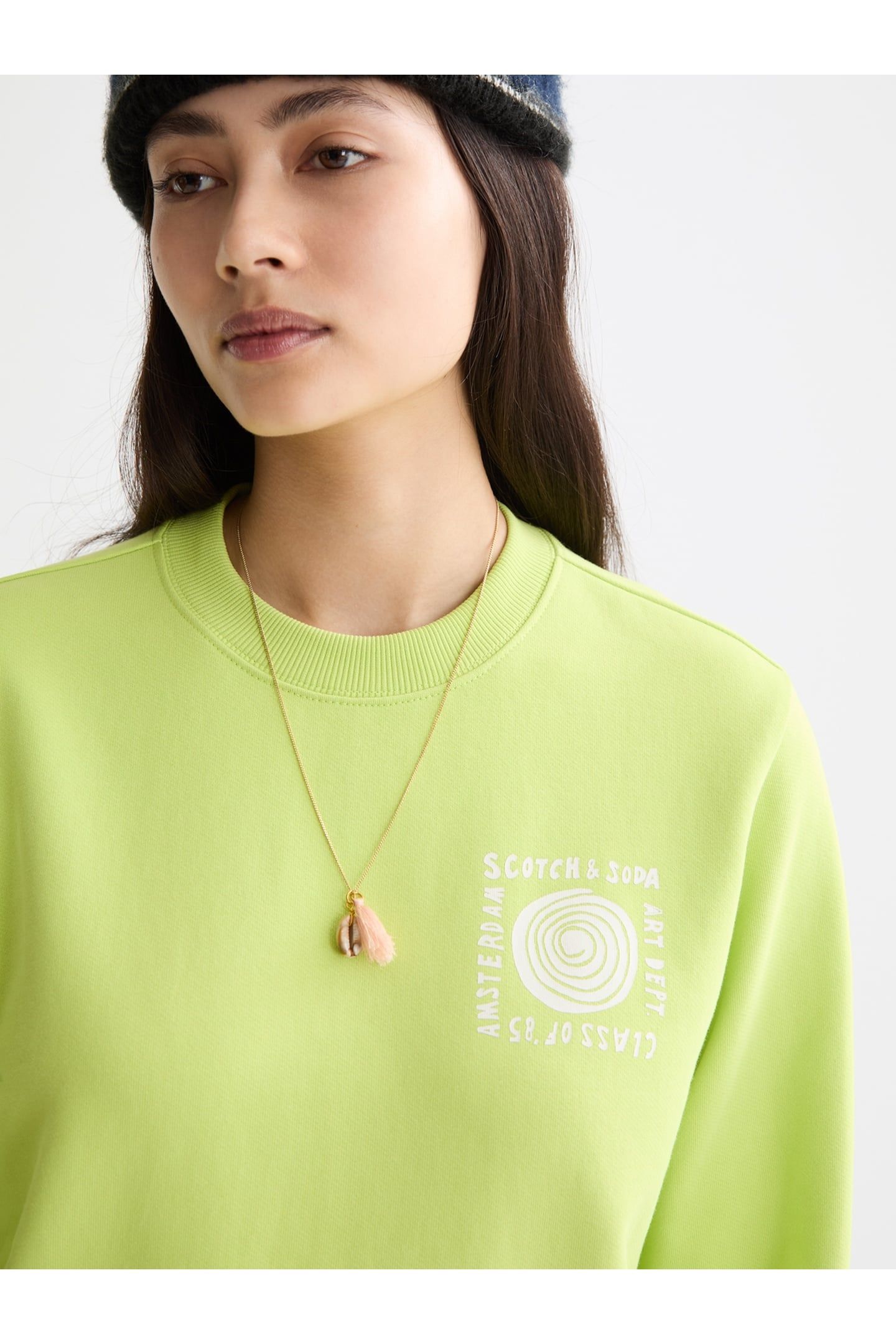 REGULAR FIT SWEATSHIRT WITH CHEST ARTWORK GREEN GLOW 7
