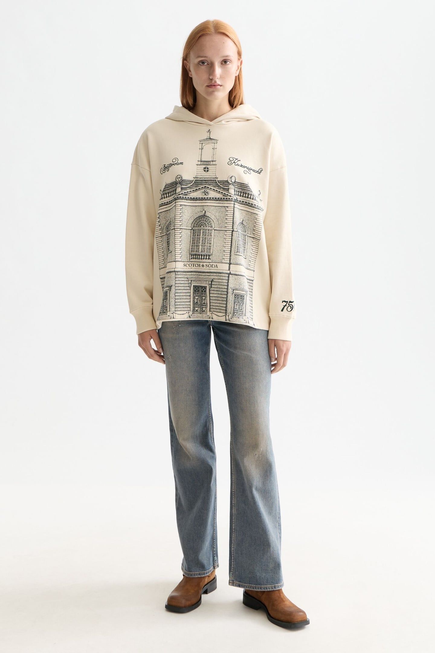 750 YEARS ARTWORK HOODIE SANDSHELL 2