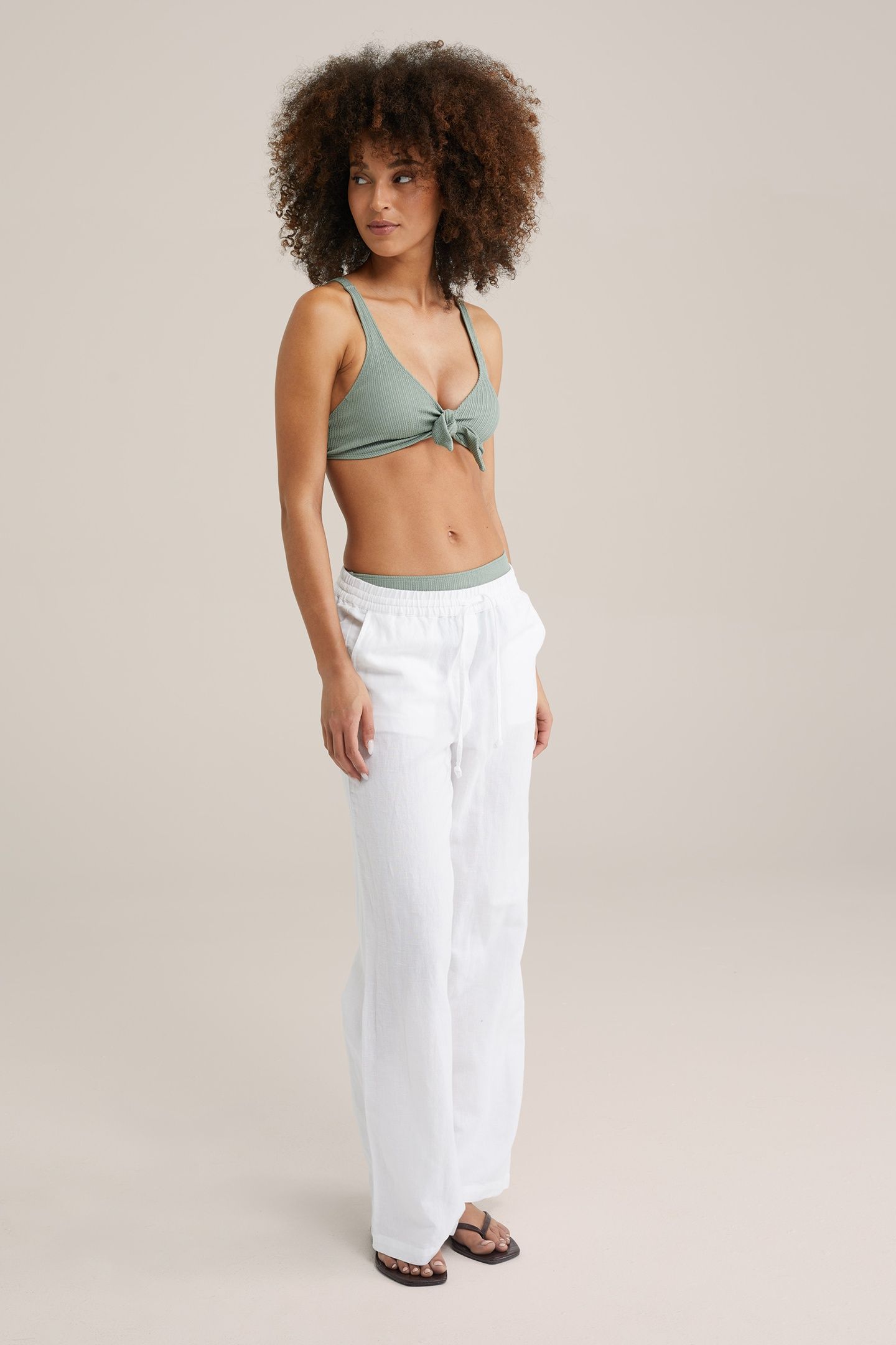 BIKINI TOP LIGHT GREEN 2