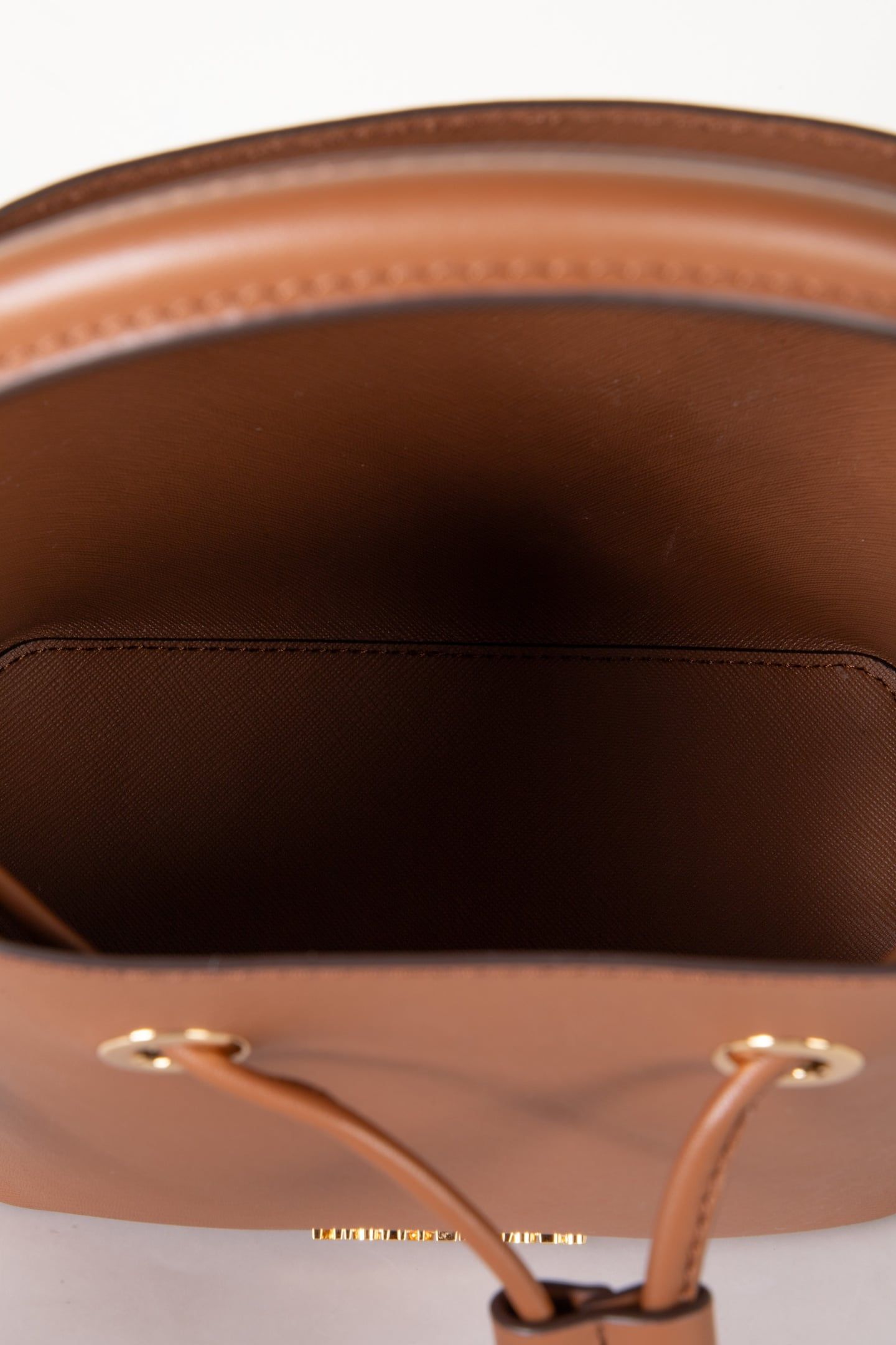SMALL BUCKET CROSSBODY LUGGAGE 5