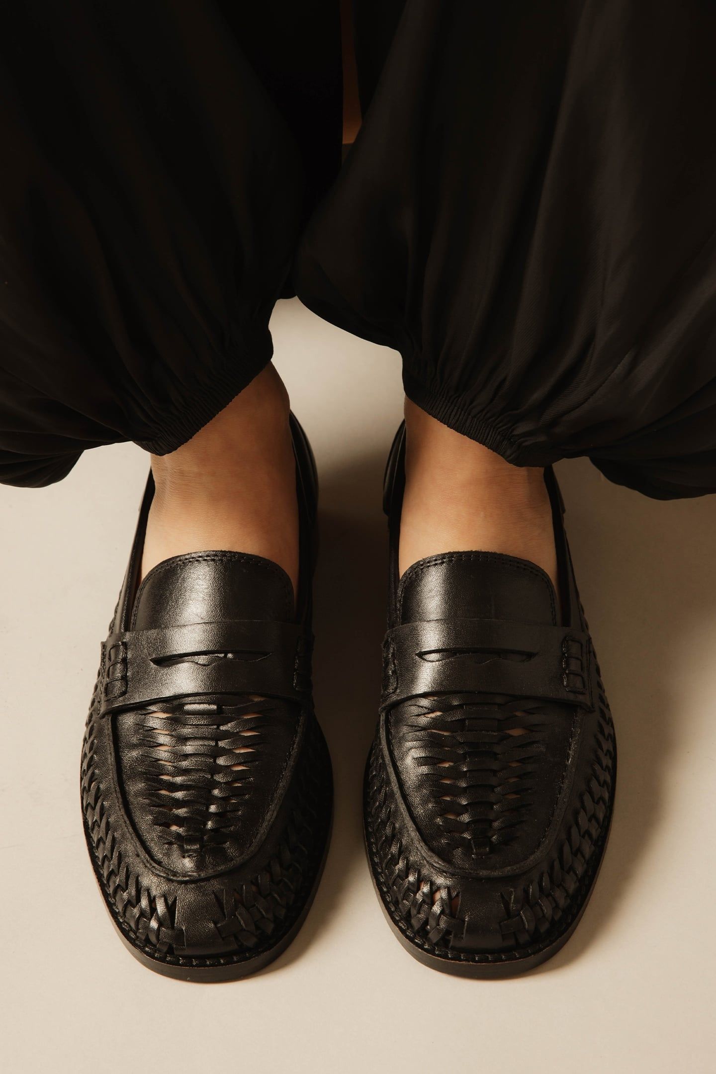 ZUR-II LOW SHOE BLACK 8