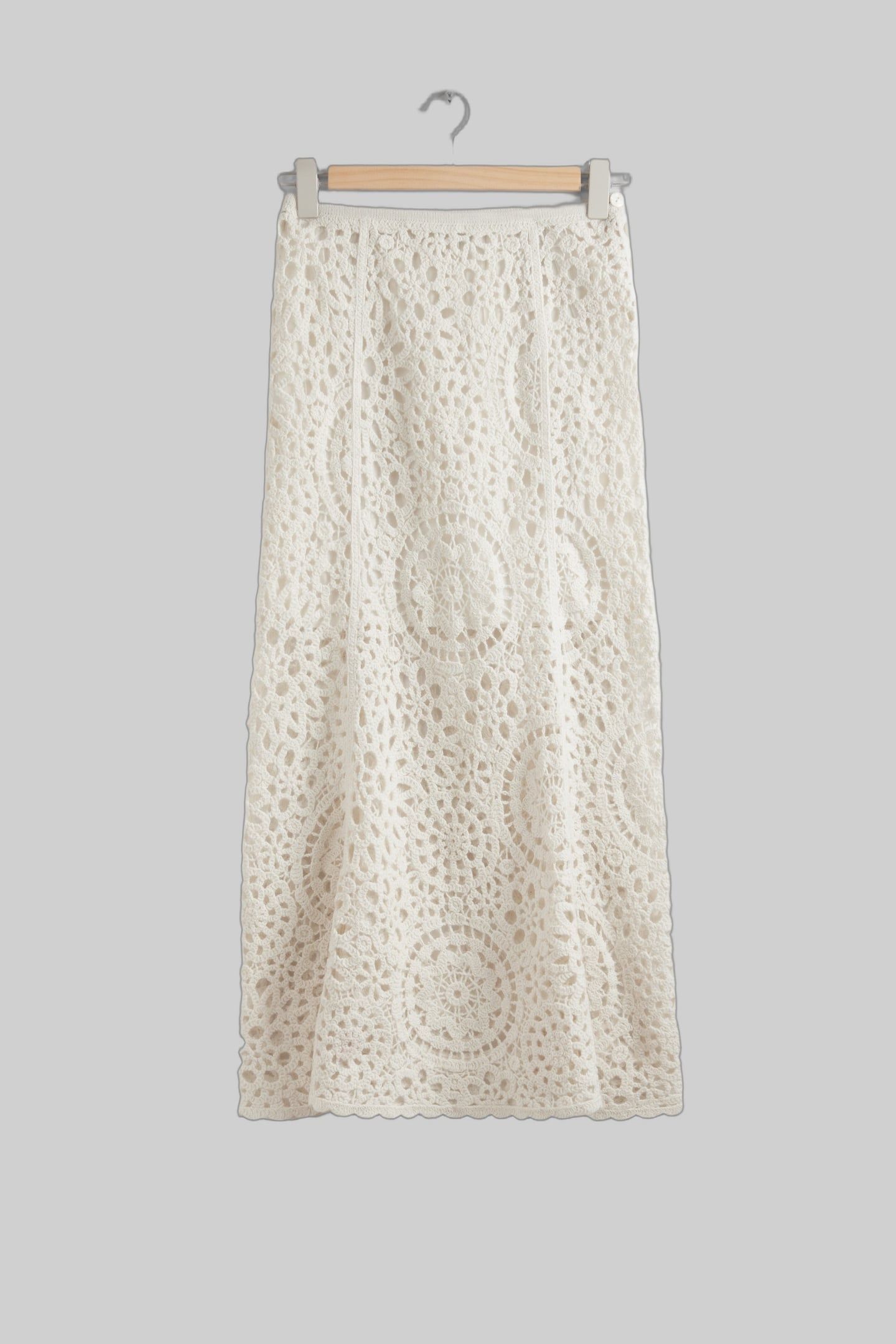 BAO SKIRT WHITE 4