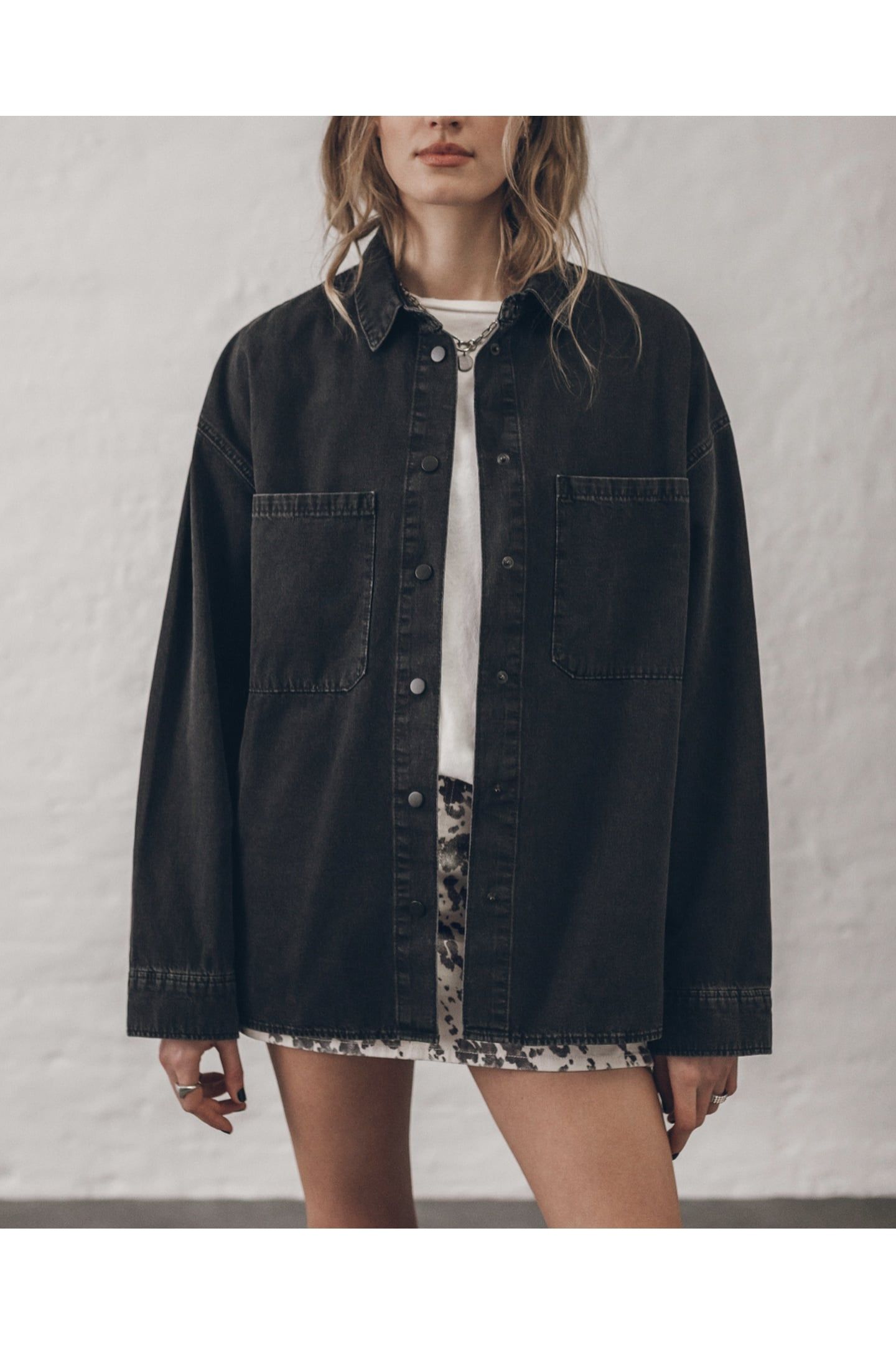 THE BLACK DENIM OVERSHIRT 1