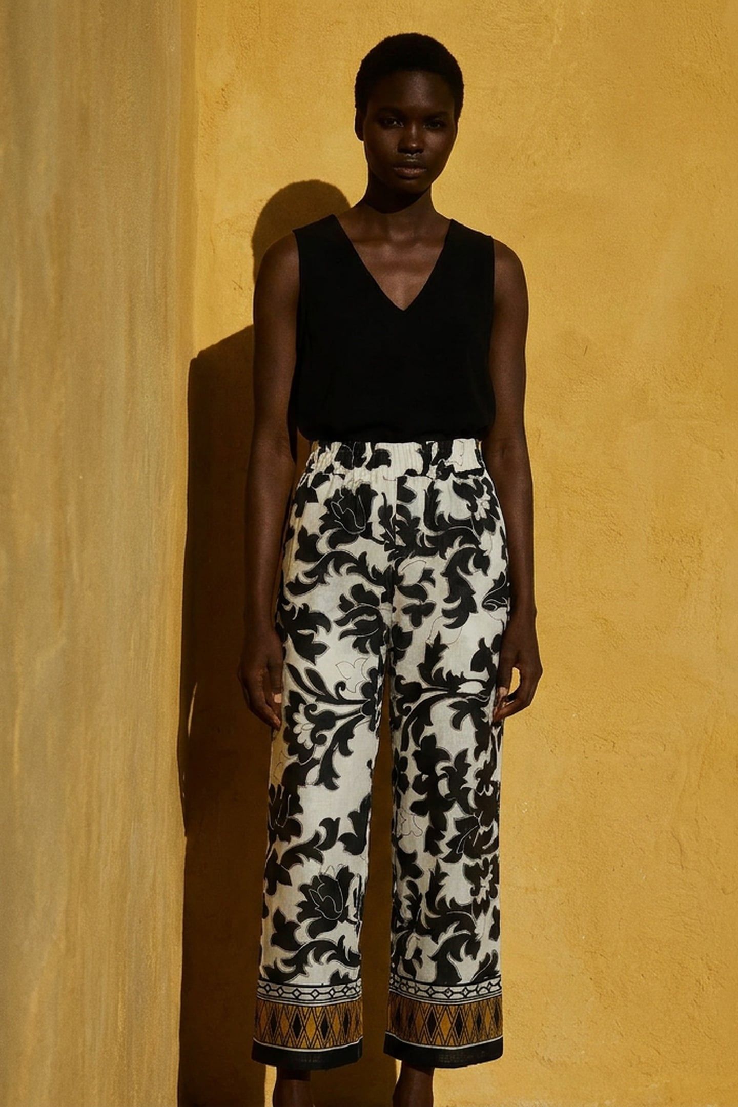 PANTS BLACK WHITE 3