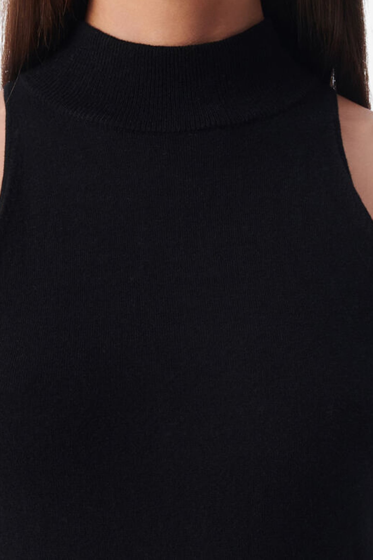 MAEWA PULLOVER BLACK 6