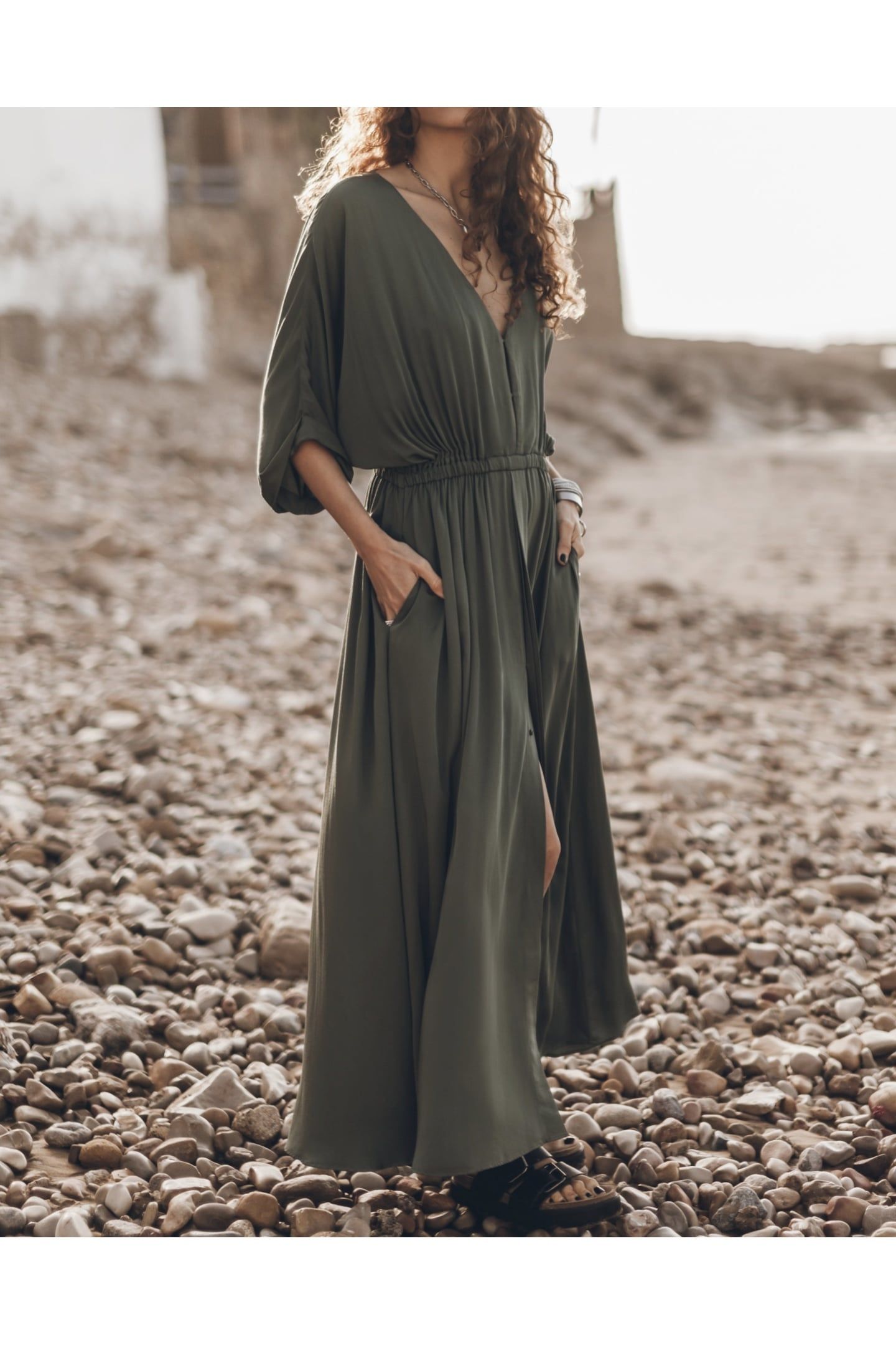 THE GREEN LONG CHILL DRESS 3