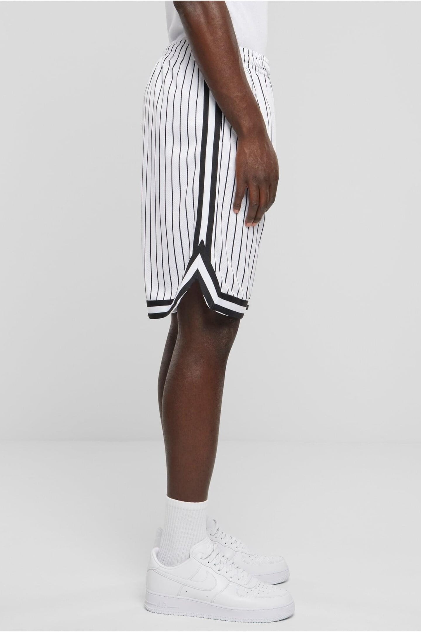 STRIPED MESH SHORTS WHITE/BLACK 3