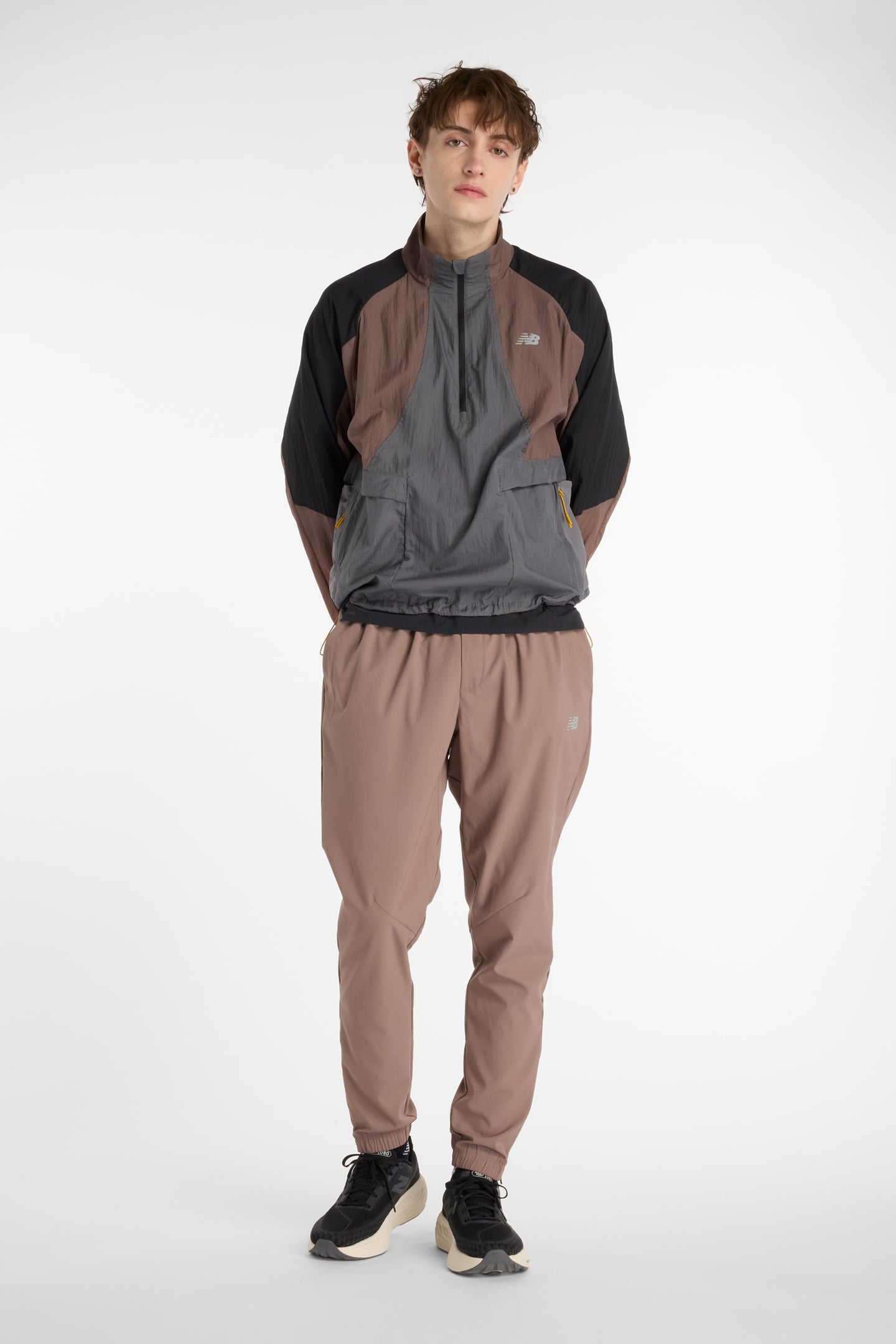RUN WATER RESISTANT JACKET EARTHSHA 4