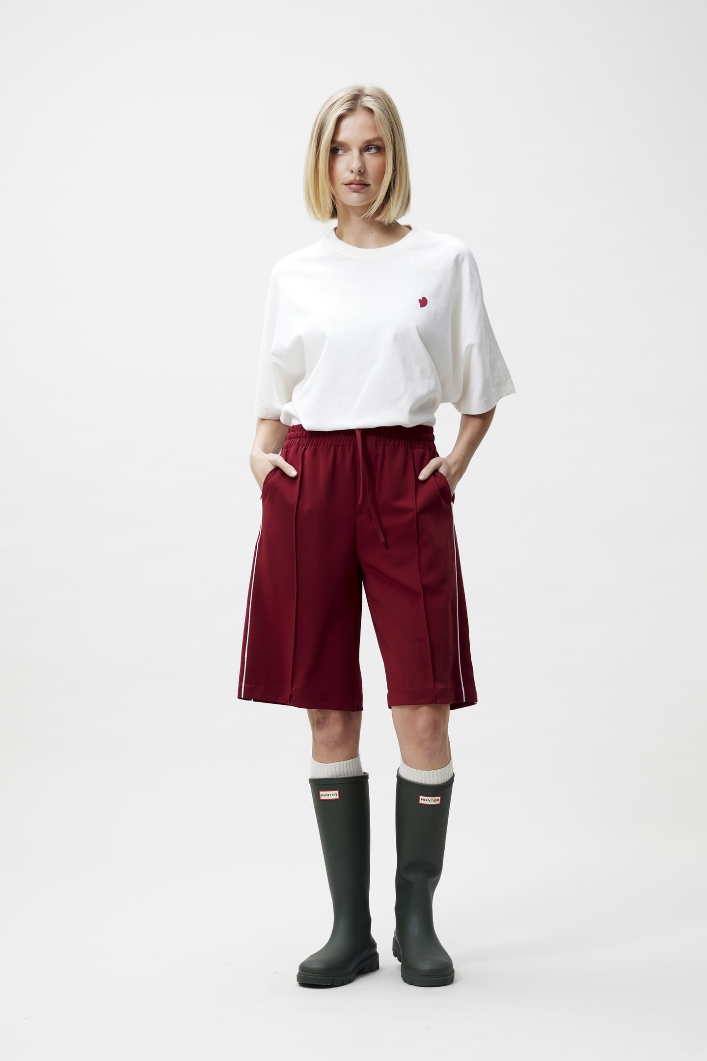 TRACKSUIT BERMUDA WITH PIPING RHUBARB 2