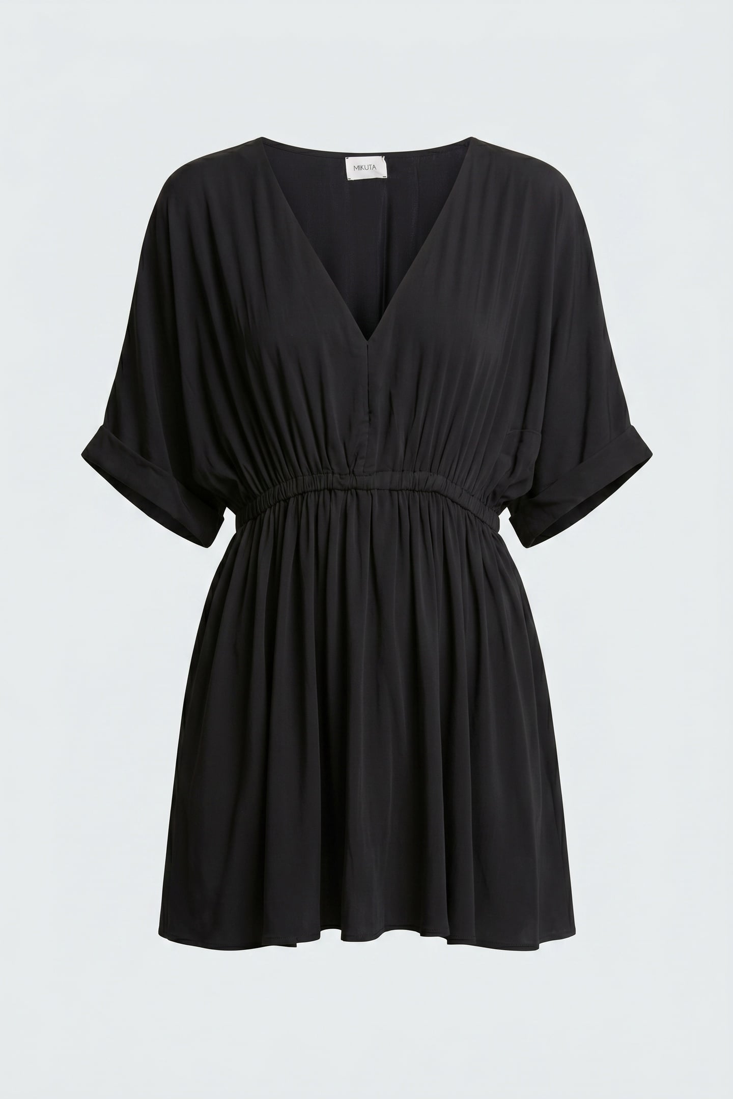 THE BLACK SHORT CHILL DRESS 4