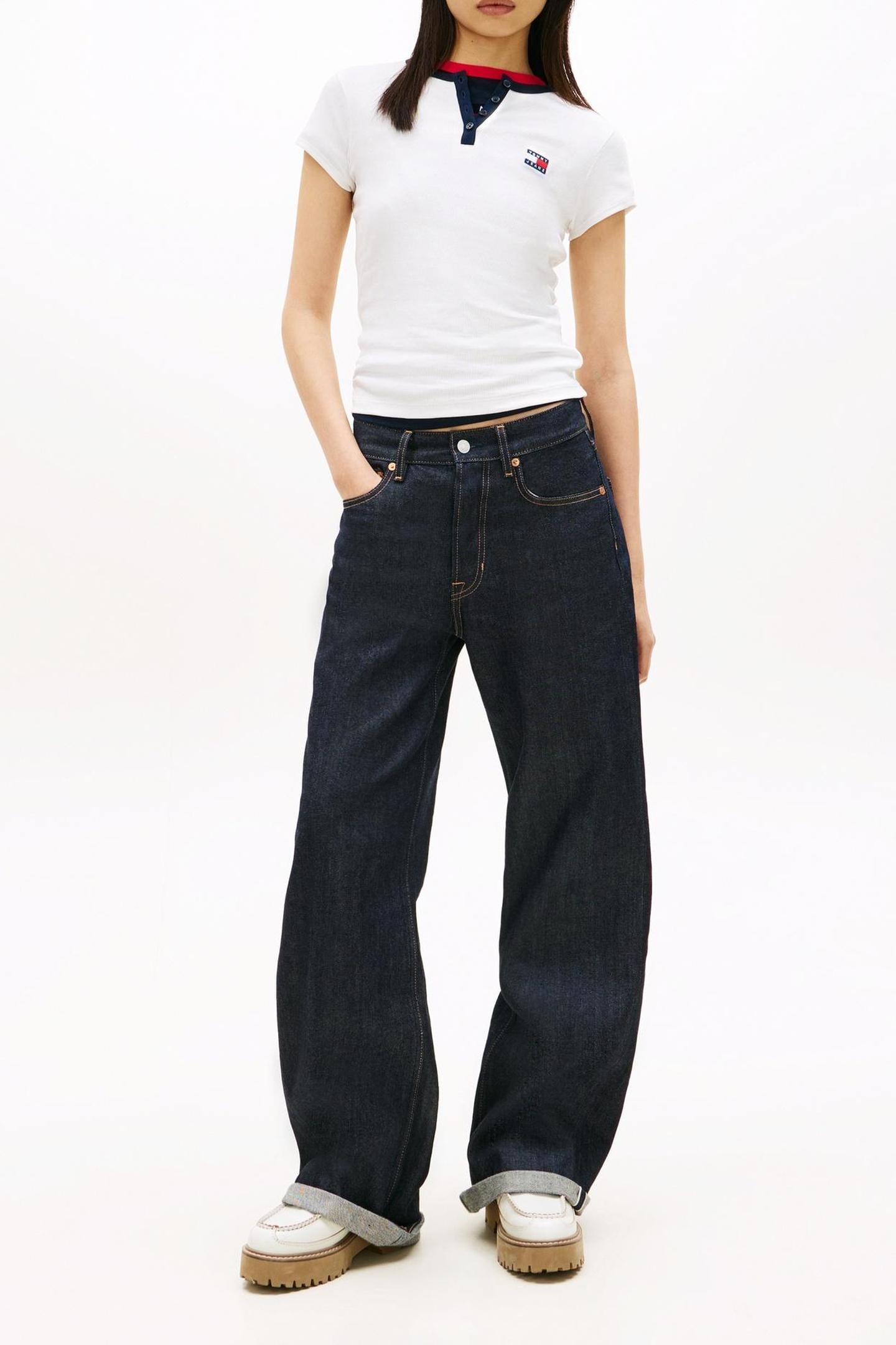 TJW SLIM HENLEY BADGE ECRU 2