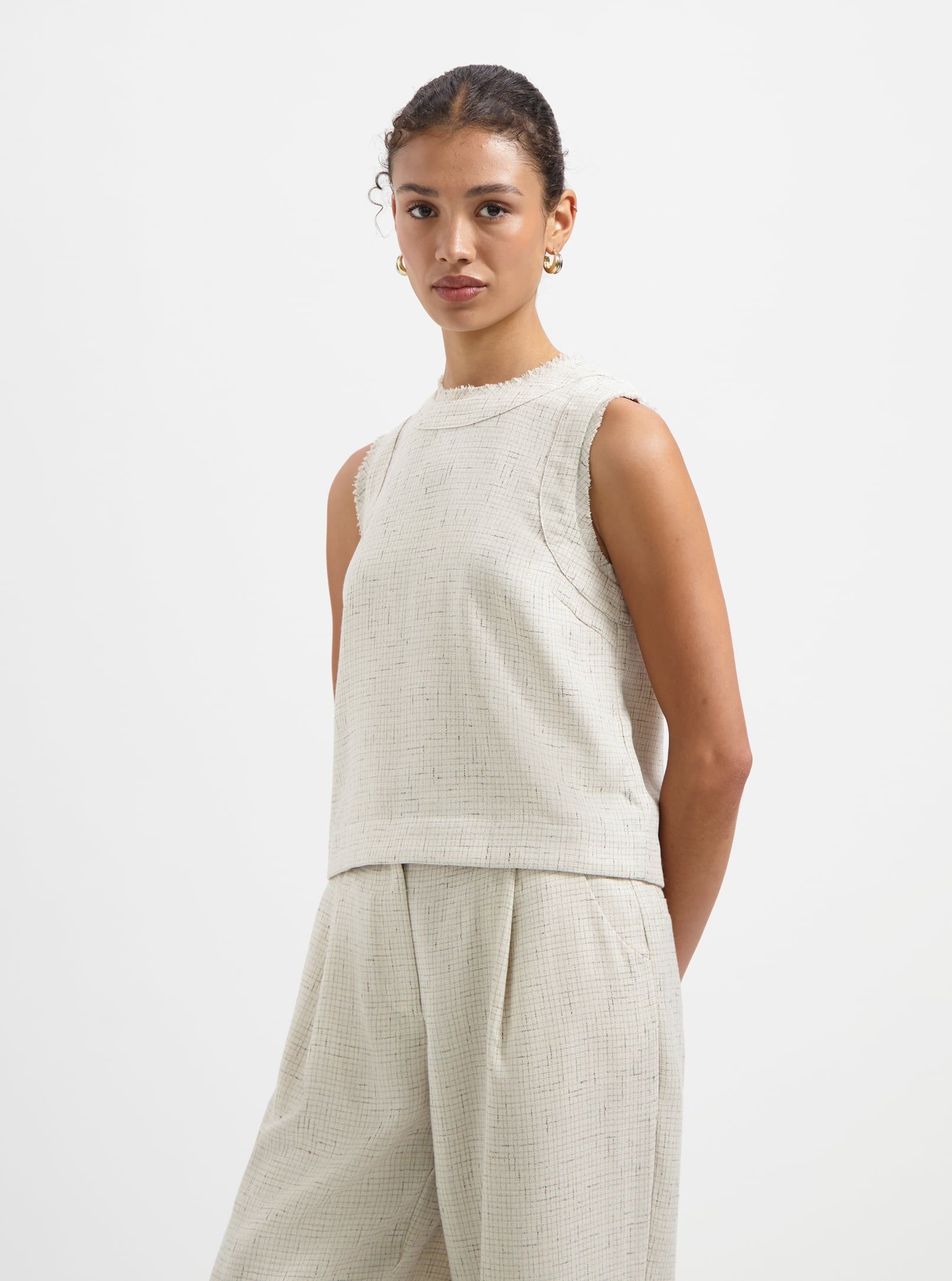 NOUS SOMMES LABELS – PATTIE TWEED TOP WHITE 6