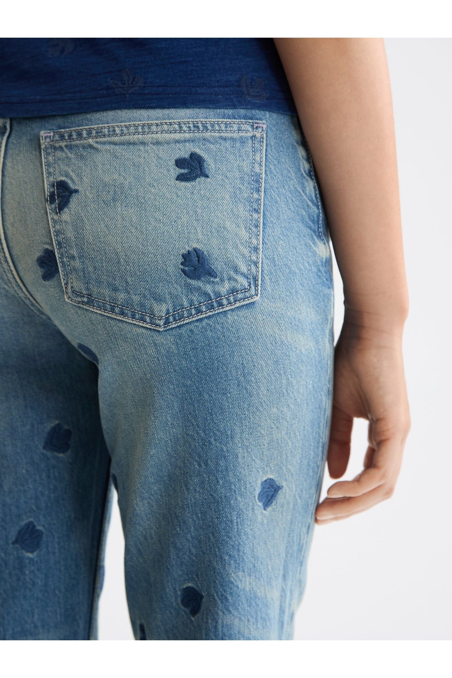 SKY STRAIGHT JEANS — FALLING LEAVES 4