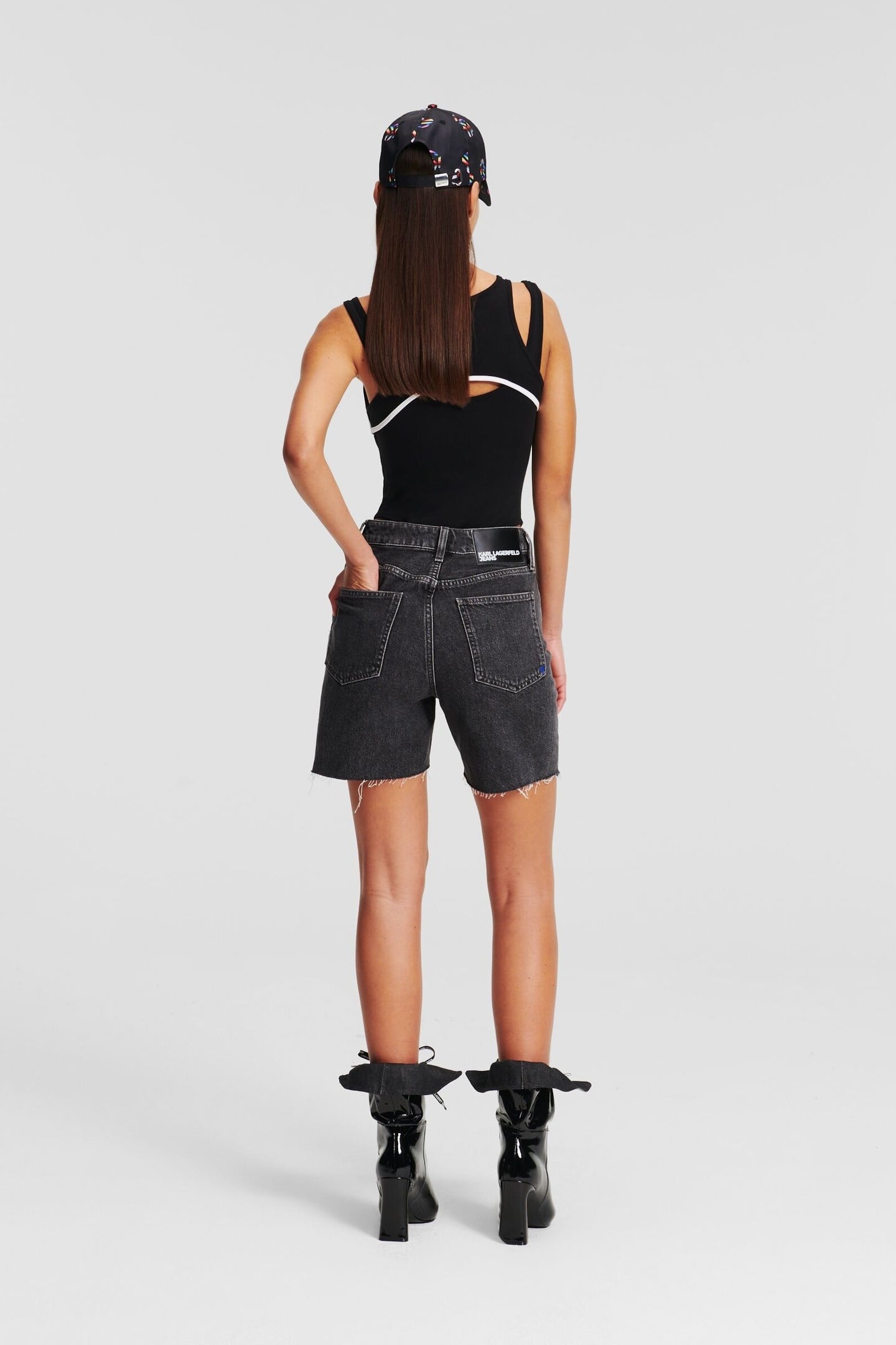 TAPERED WB DENIM SHORT STONE BLACK 2