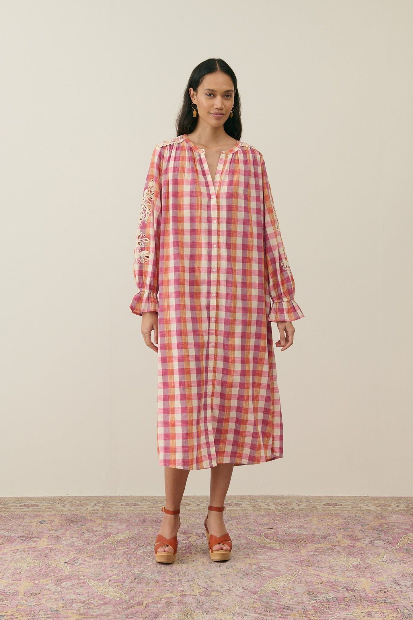 DRESS DEEPALI CREAM SUNSET CHECKS 1