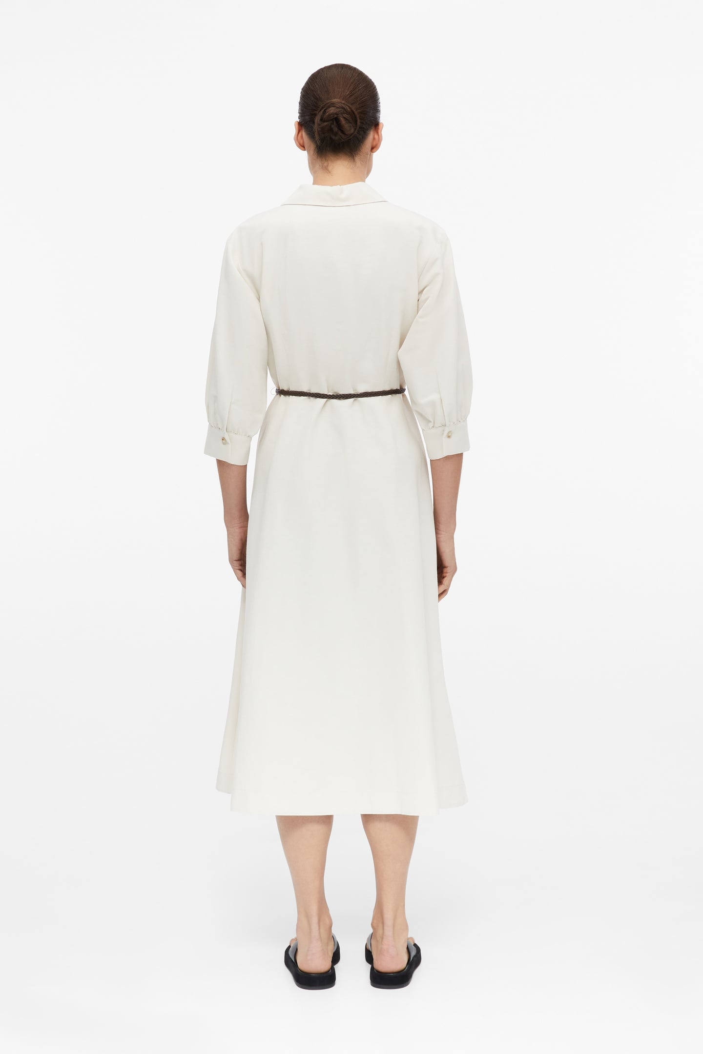 COMMA DRESSES BEIGE 2