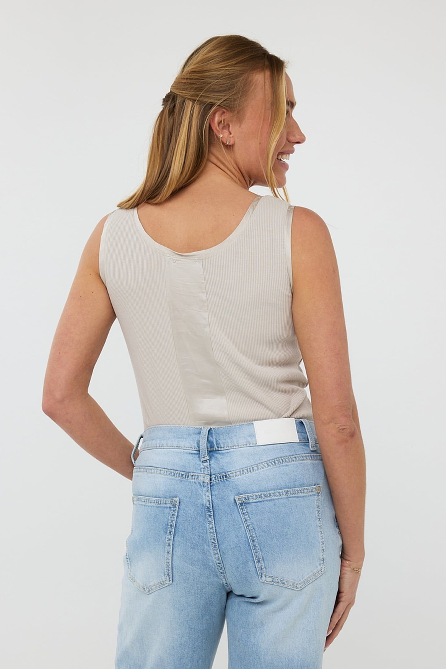 SINGLET RIB SATIN FINISH SAND 3