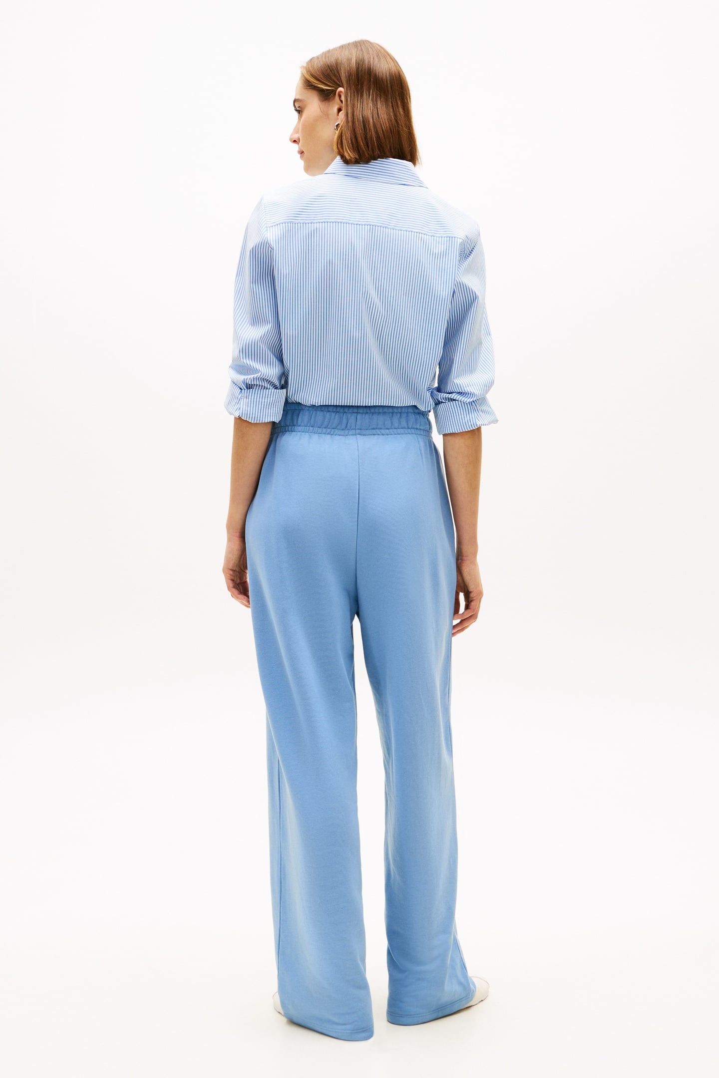 GOLD BUTTON SCRIPT SWEATPANTS CLEAR WATER 3
