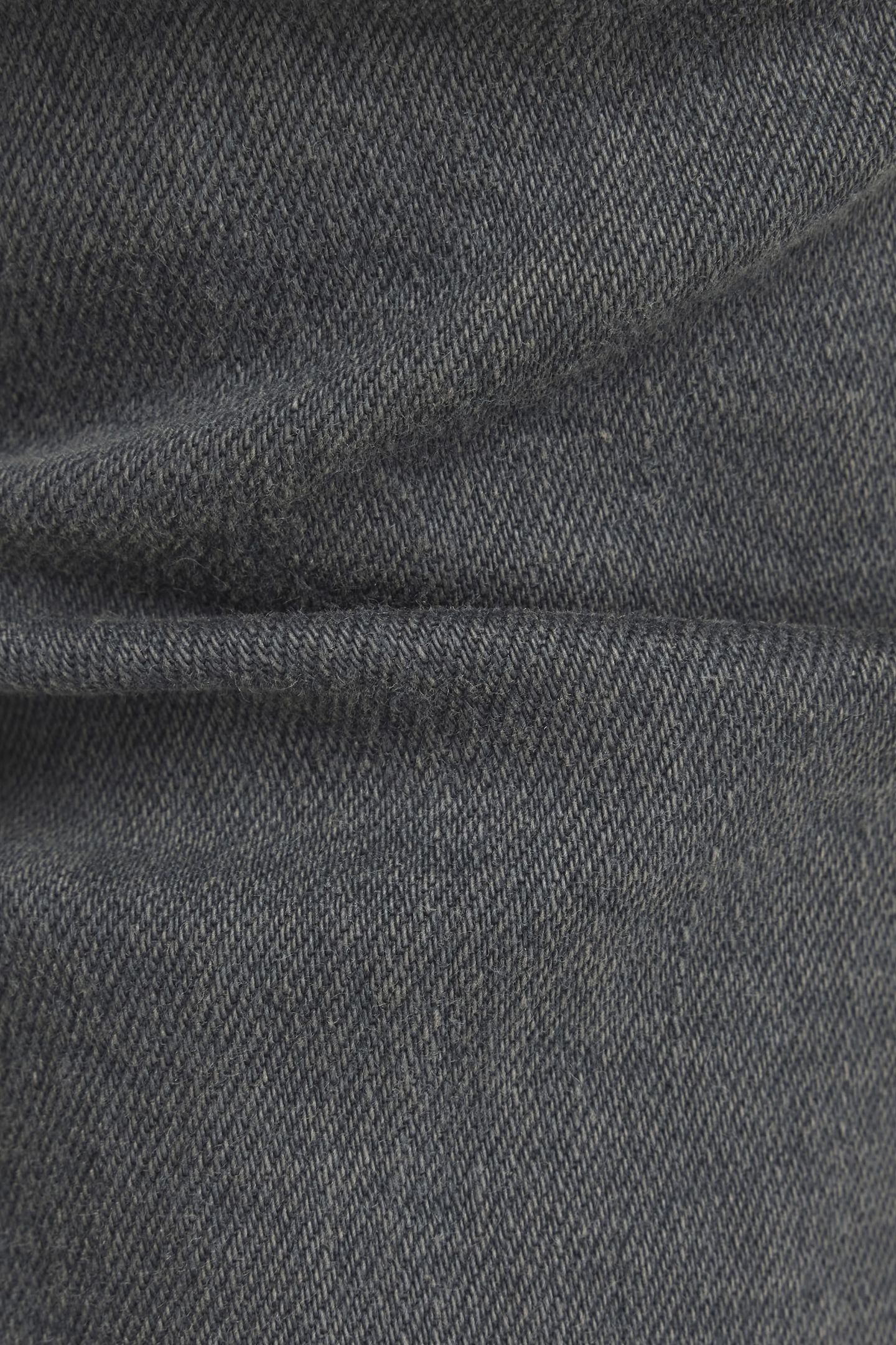 LHANA SKINNY WORN IN TORNADO 6