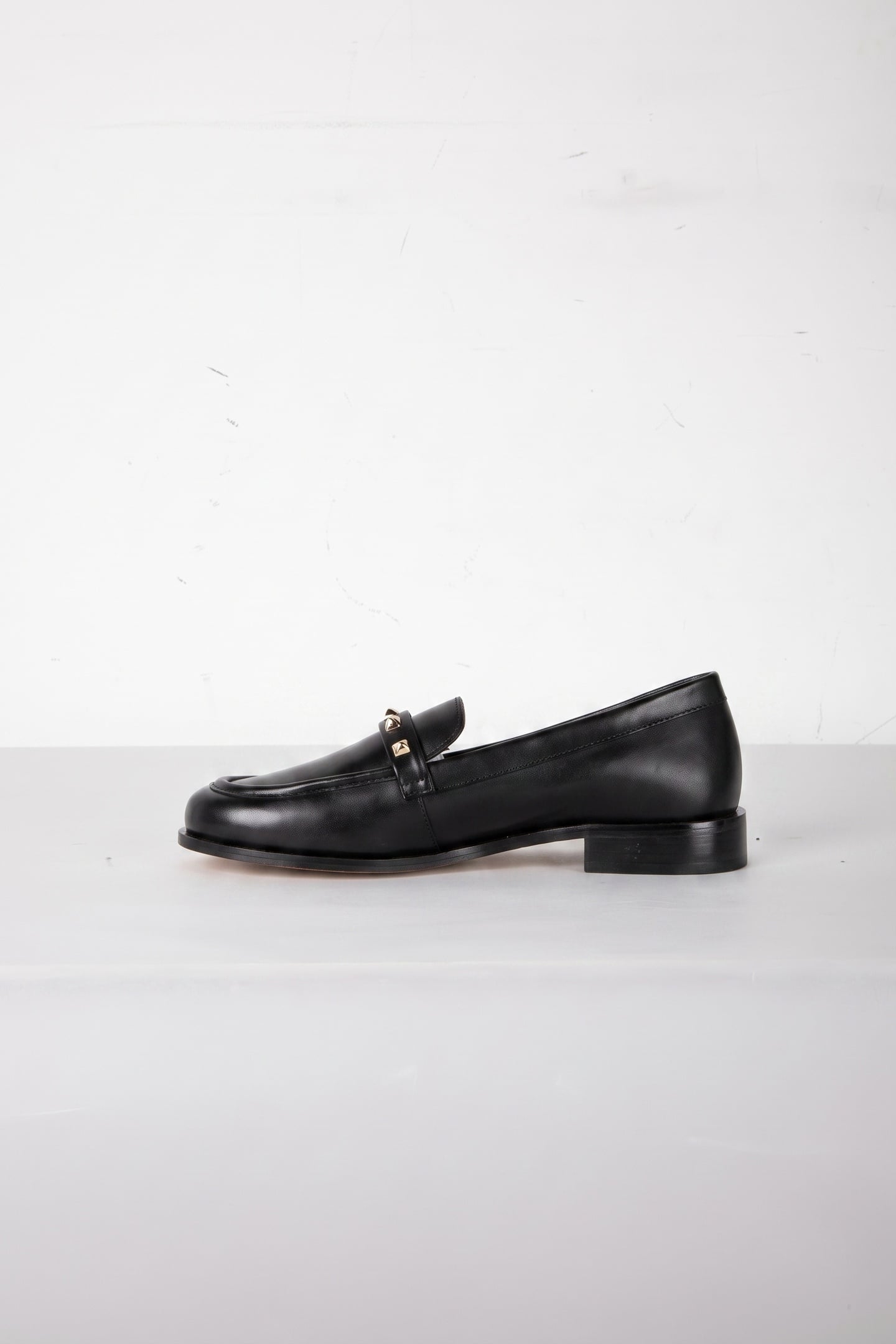 STELLAR STUD DETAIL BLACK 2