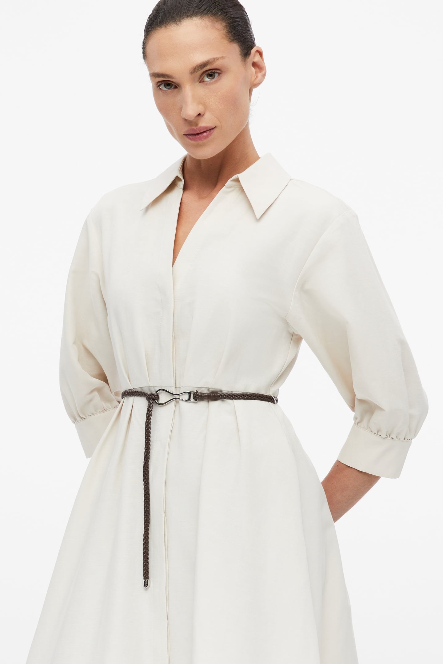 COMMA DRESSES BEIGE 4