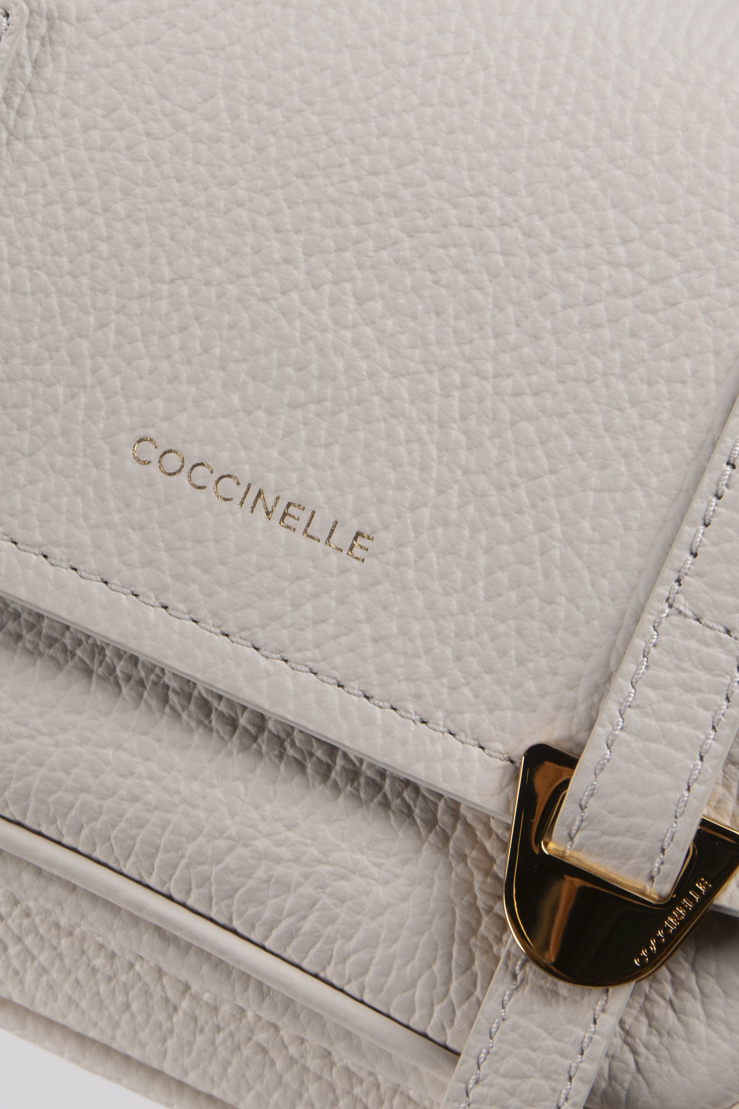 COCCINELLECAMPUS BLANCO 5