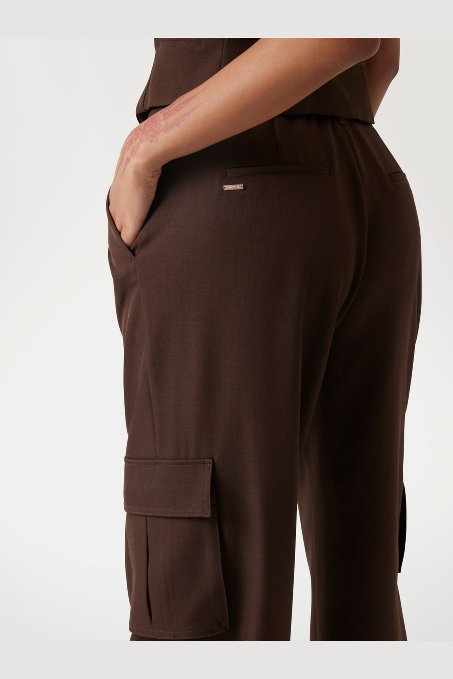 GUESS ECO MATEA PERFECT CARGO REGAL BROWN MULTI 1