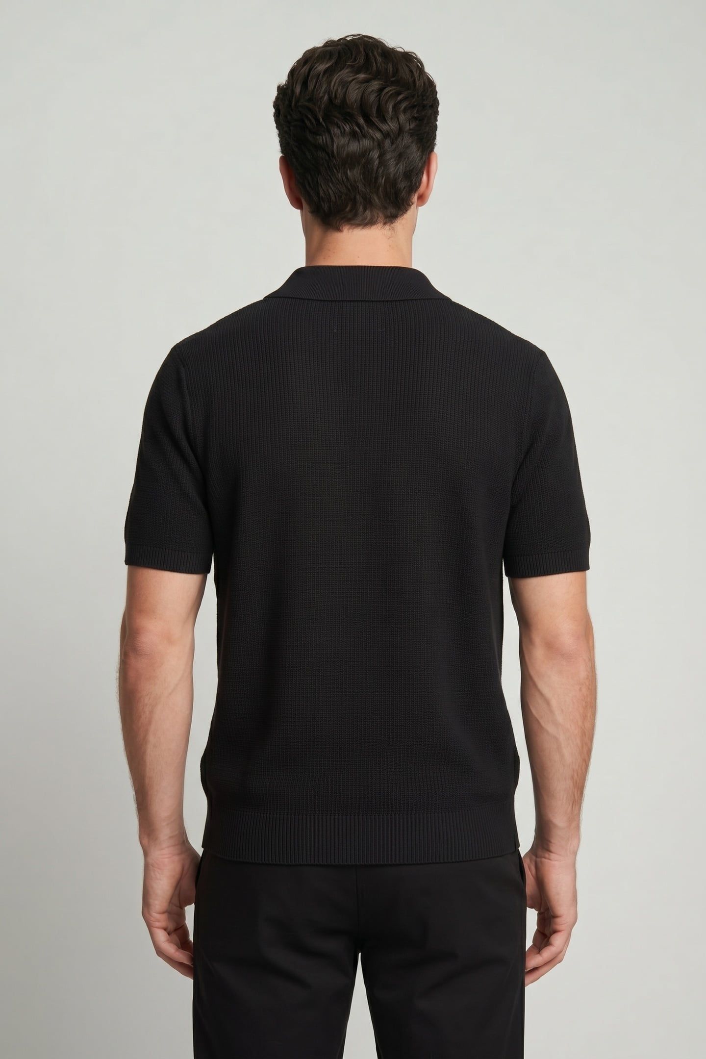STRUCTURED KNITTED SOLID POLO BLACK 2