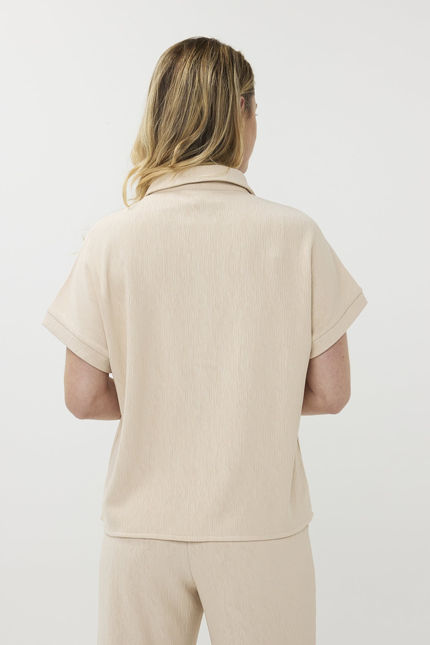 BLOUSE FANCY CRINKLE LIGHT SAND 3