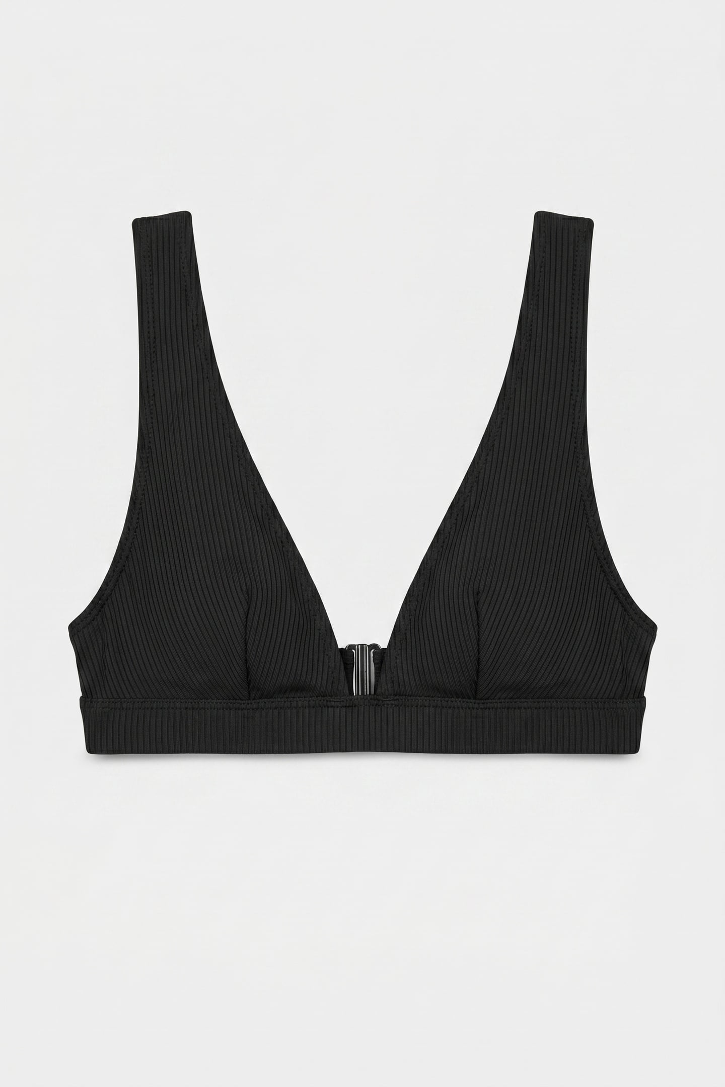 REMI TRIANGLE BLACK 2