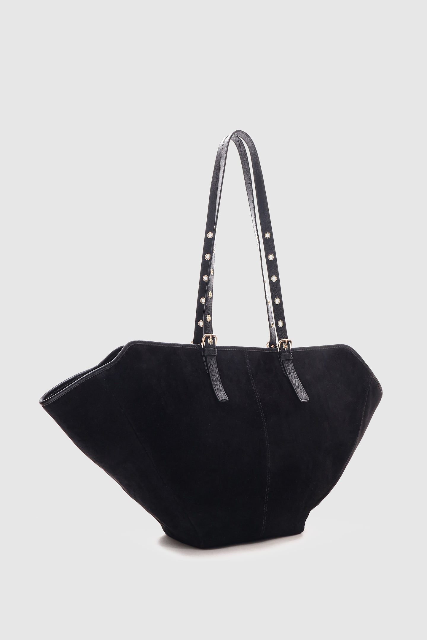 NORA SUEDE BLACK W. GOLD 2