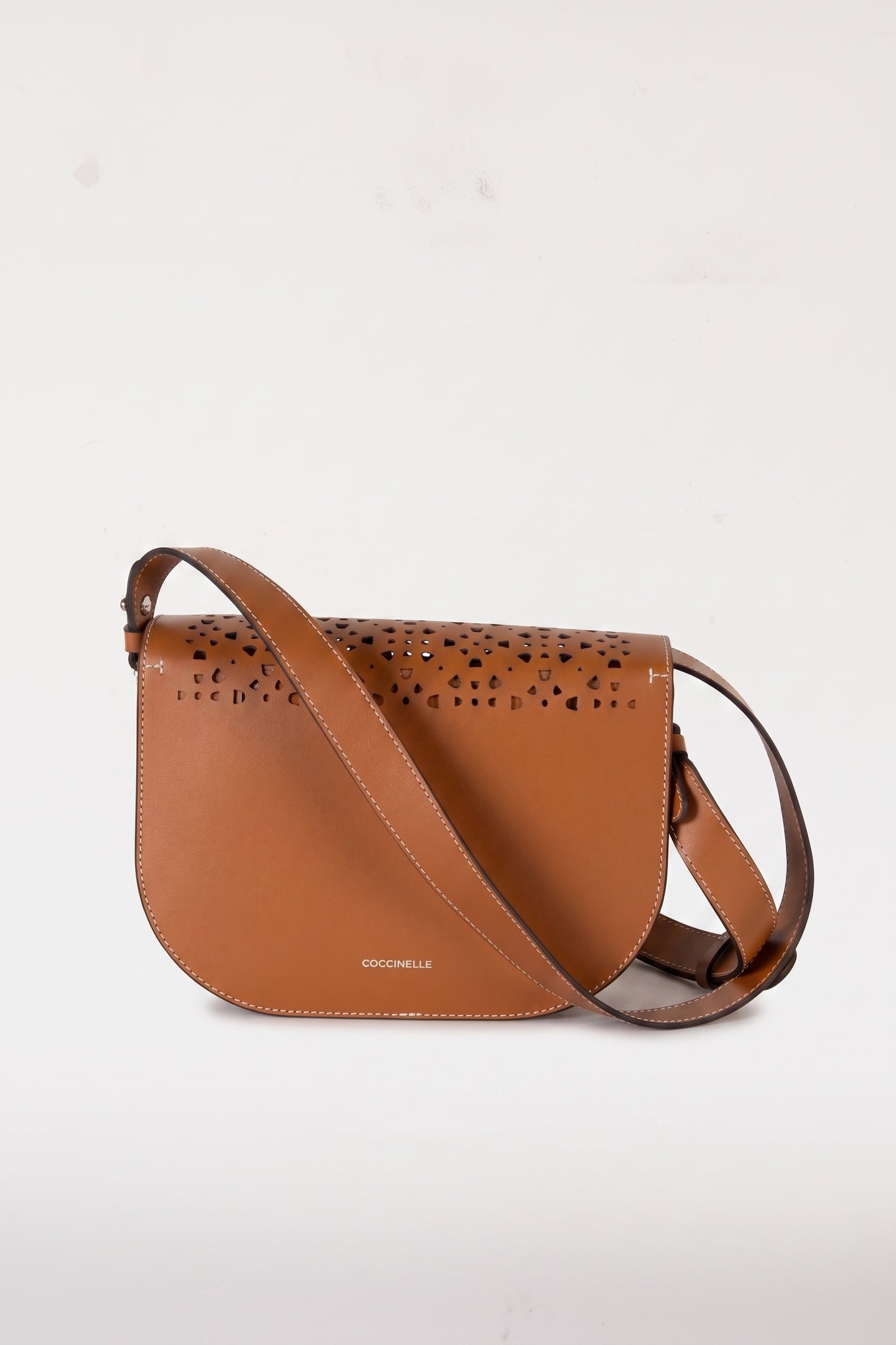 COCCINELLEDEW COW.PERF. CUIR 3