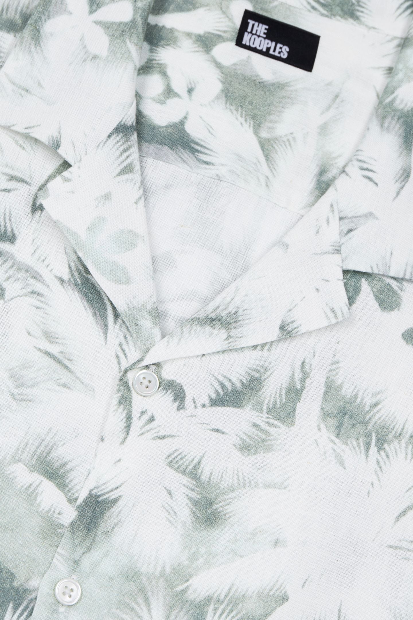 SHORT-SLEEVED SHIRT WITH SHARK COLLAR WHITE-KAKI 6