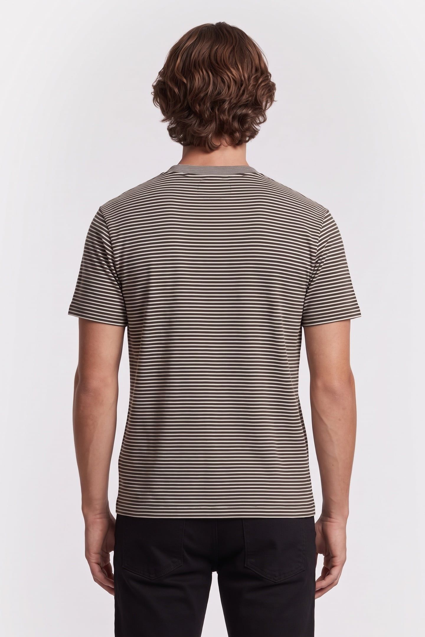 SHORT-SLEEVED STRIPED T-SHIRT WITH PATCH BLACK / WHITE 3
