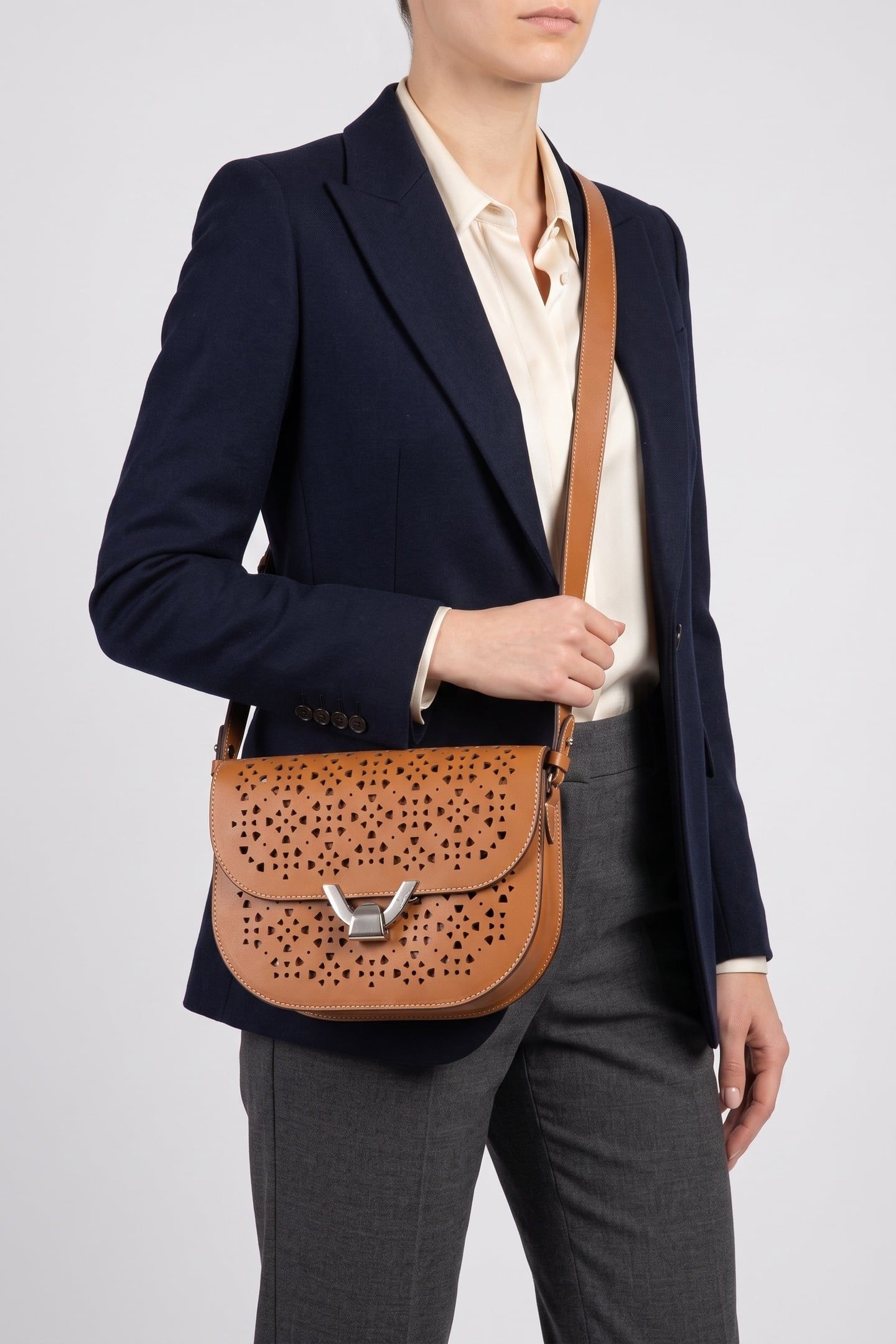 COCCINELLEDEW COW.PERF. CUIR 1