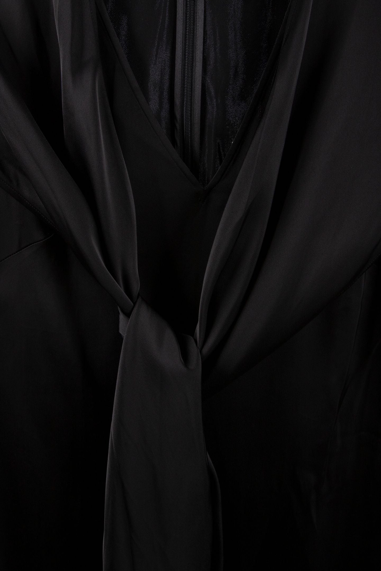 FROSINA DRAPE BLACK 4