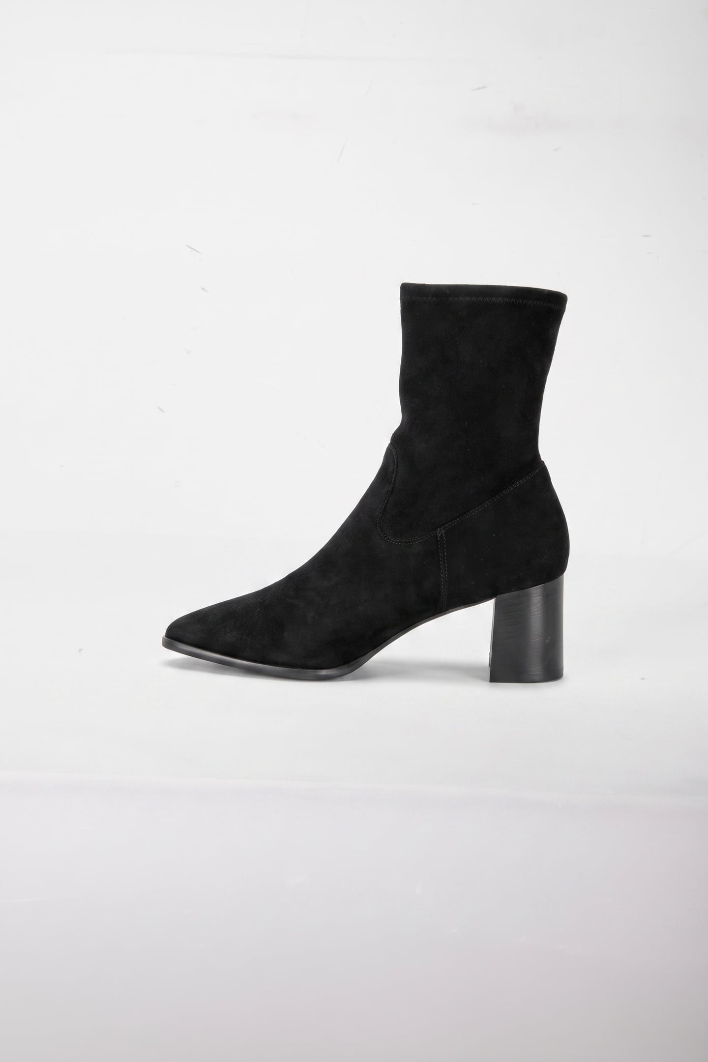 HARP BLOCK HEEL STRETCH SUEDE BLACK 2