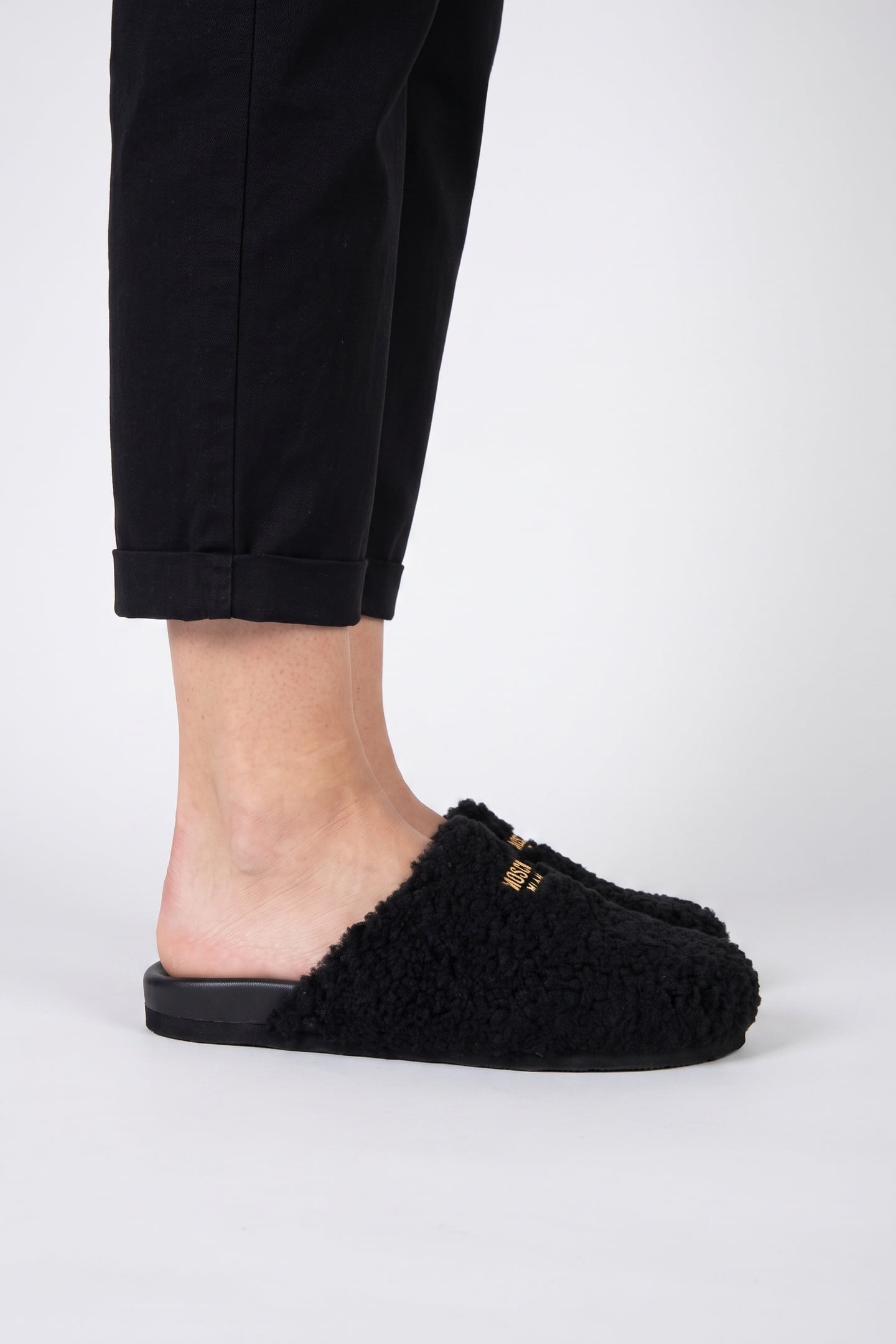 FLAT MULES BLACK 3