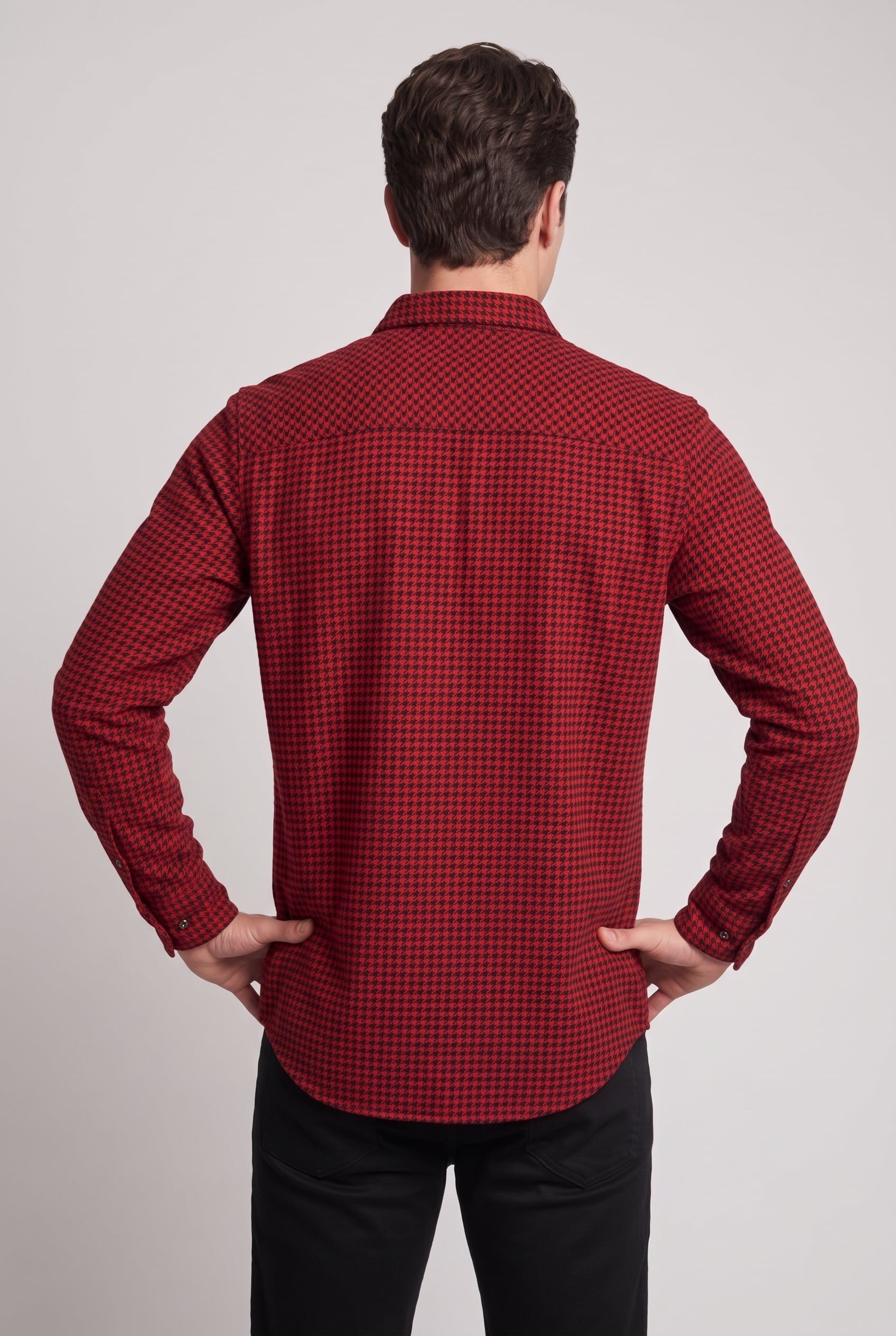 LONG-SLEEVED SHIRT W CLASSIC COLLAR BLACK - RED 2
