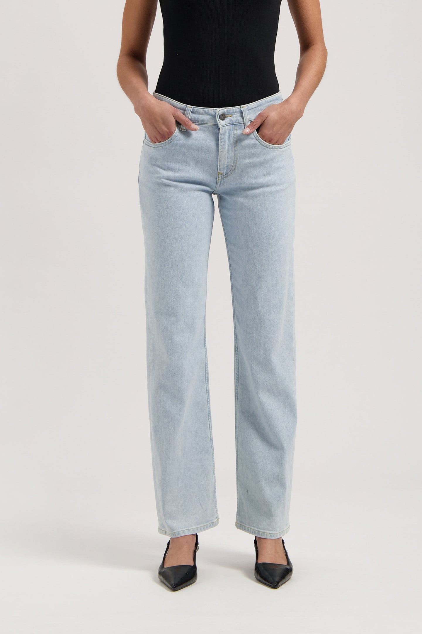 CARRY MID STRAIGHT FADED GREY 2