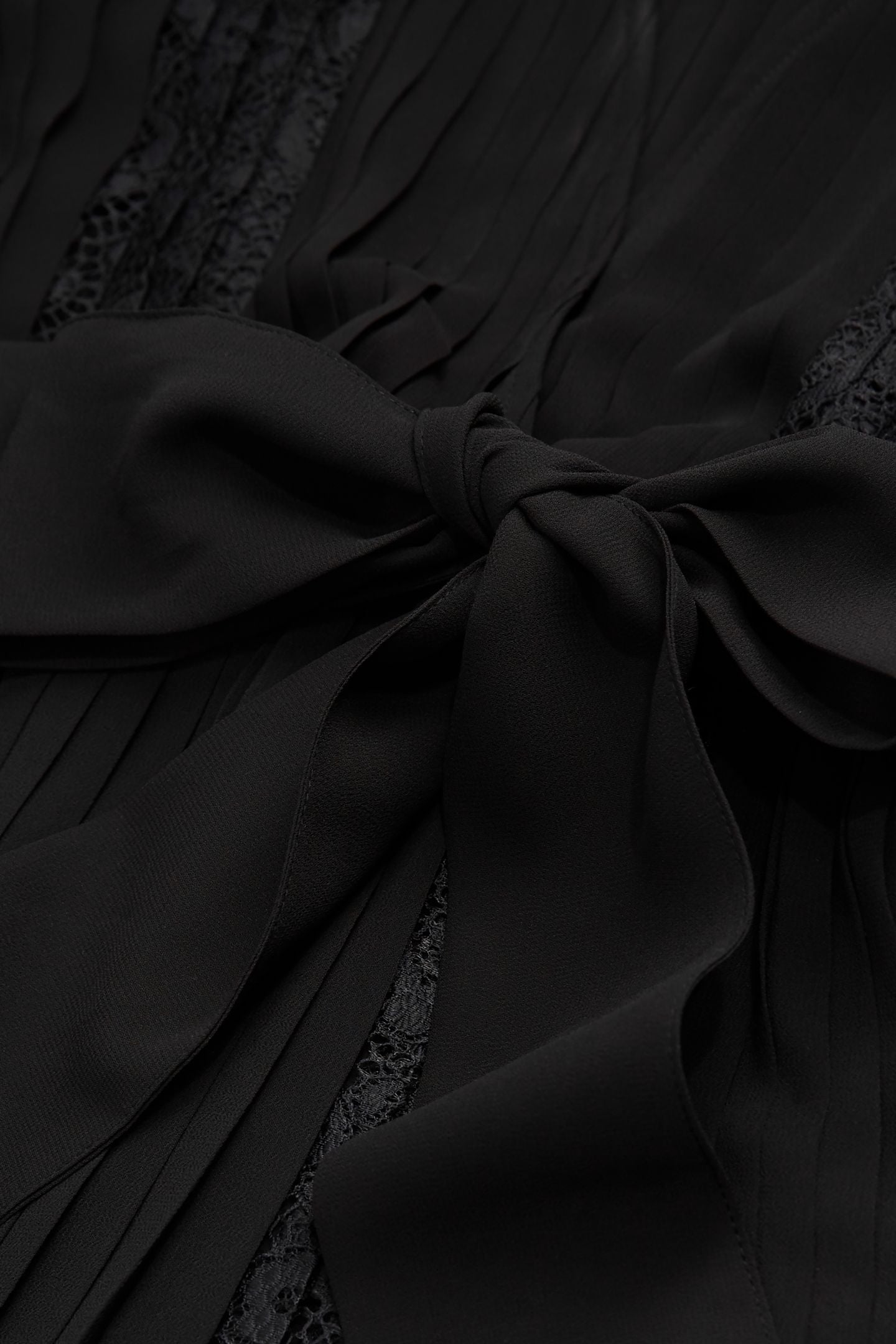 SHORT DRESS WITH LONG SLEEVES, V-NECK, AND LACE INLAY BLACK 7