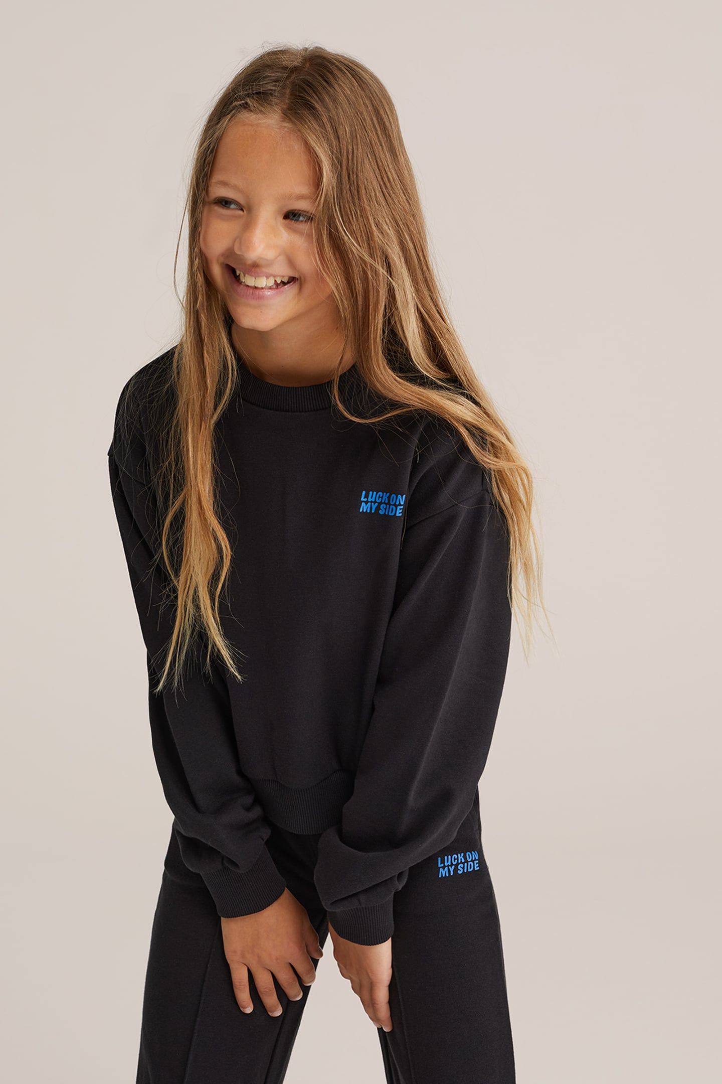 SWEATER BLACK 5