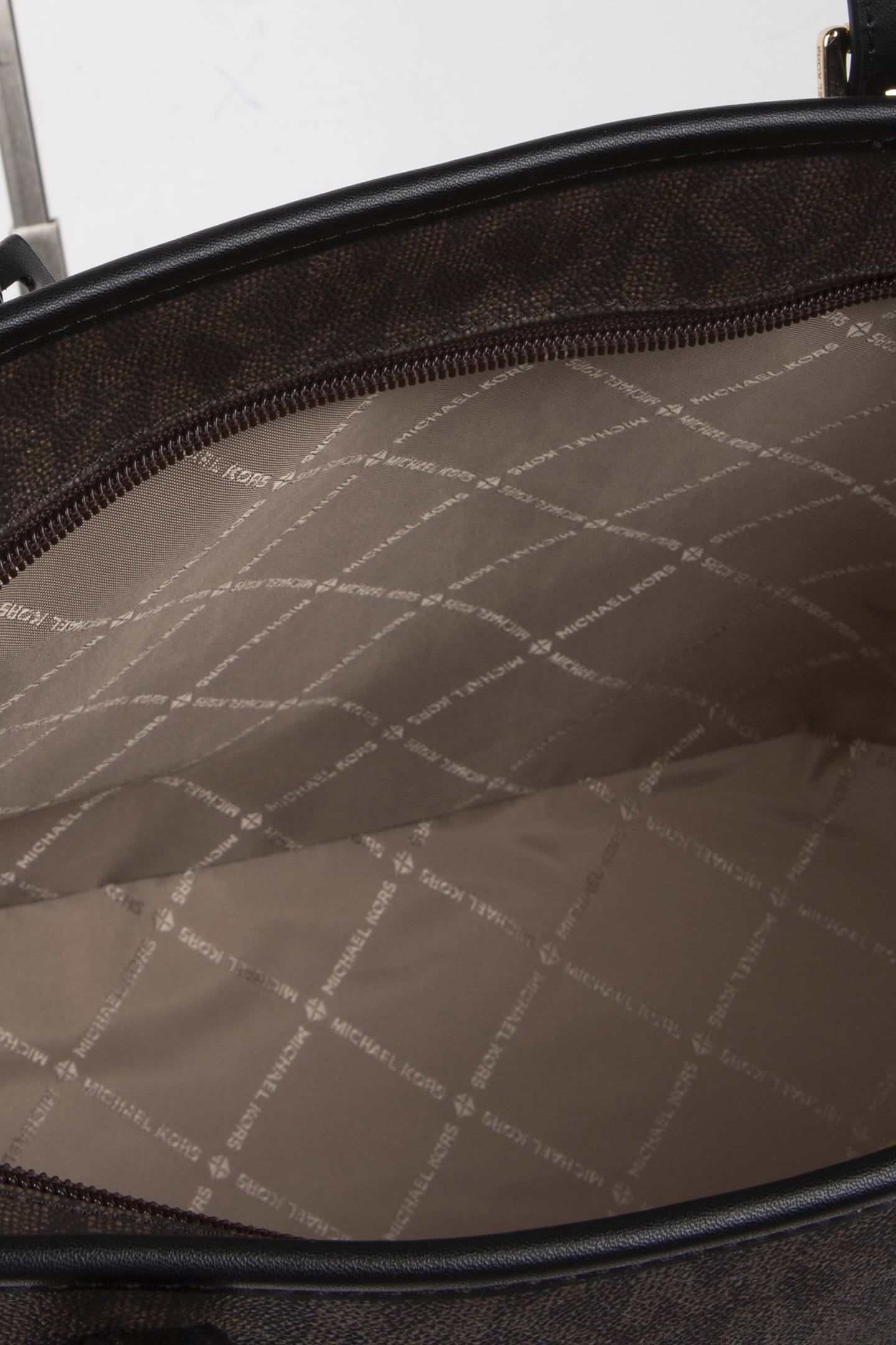 TOP ZIP TOTE BROWN/BLK 4