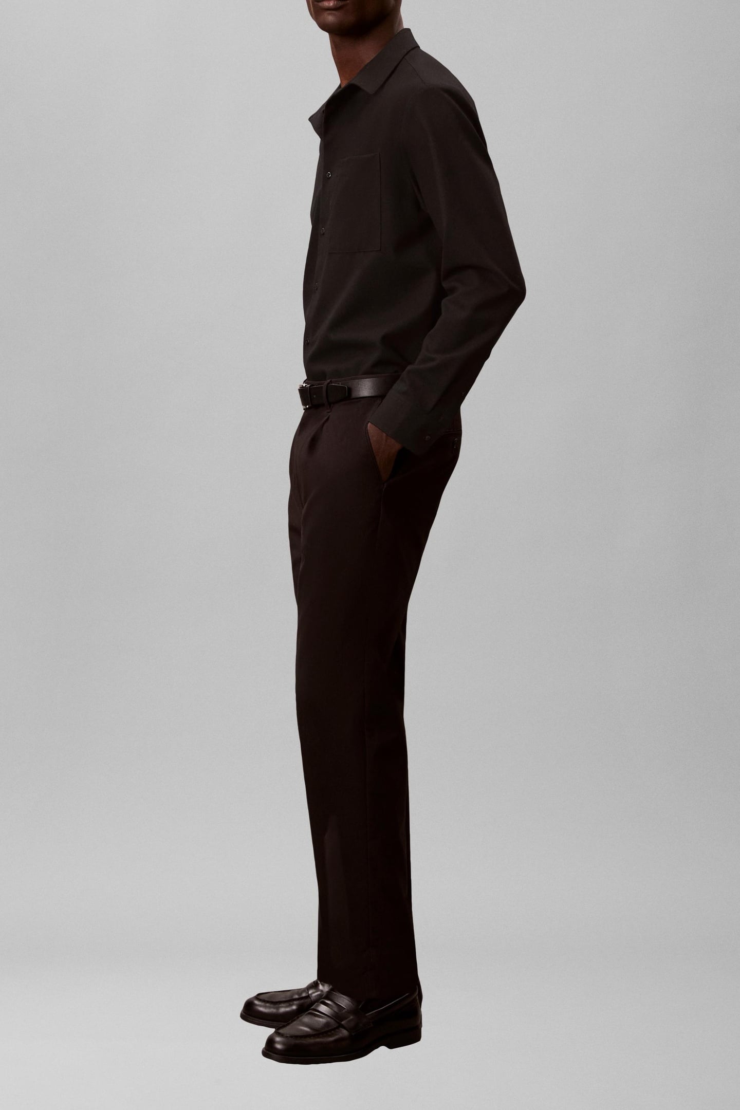 TAPERED STRETCH SATEEN CHINO TROUSERS BLACK 3