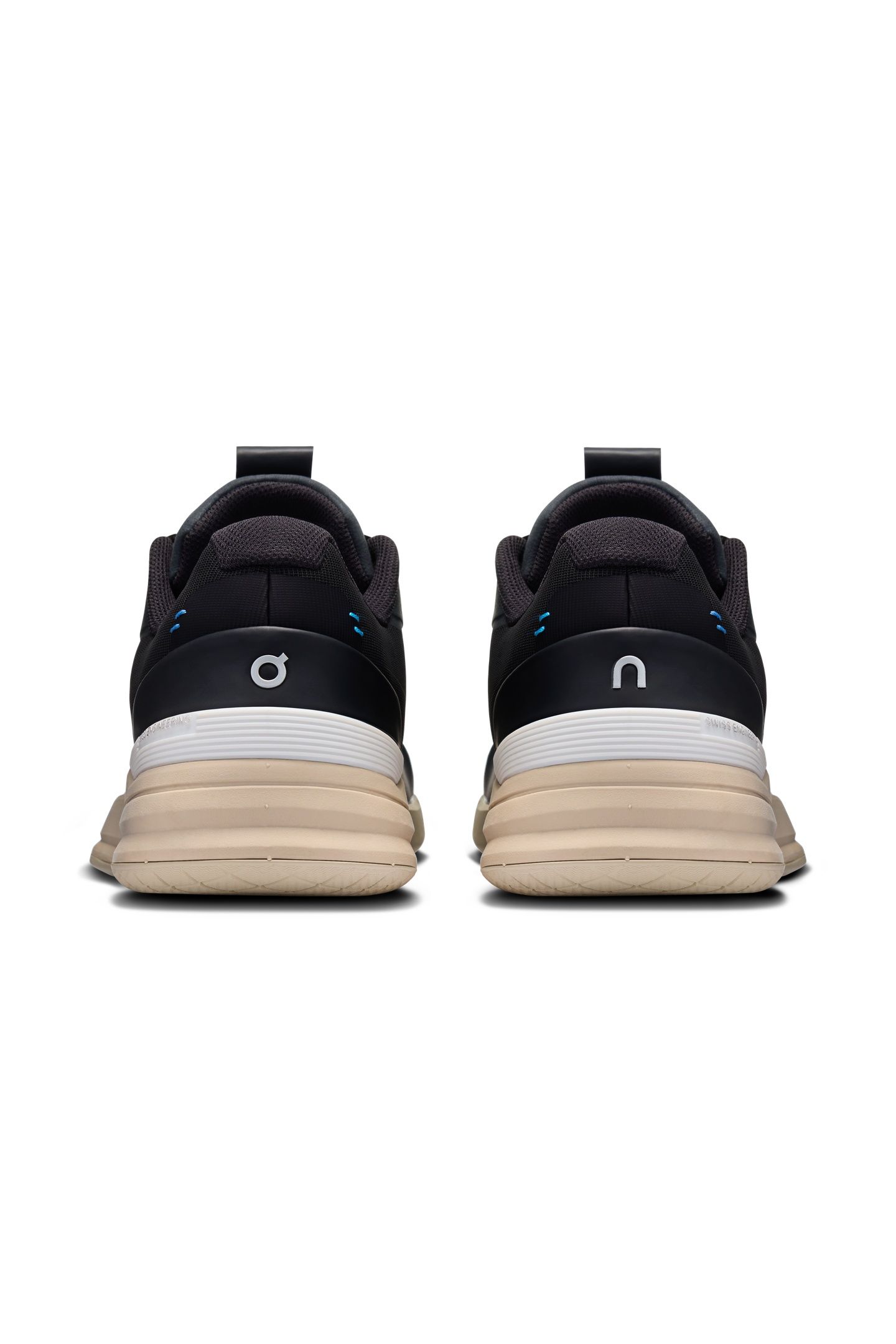 THE ROGER PRO 1 BLACK | SAND 5