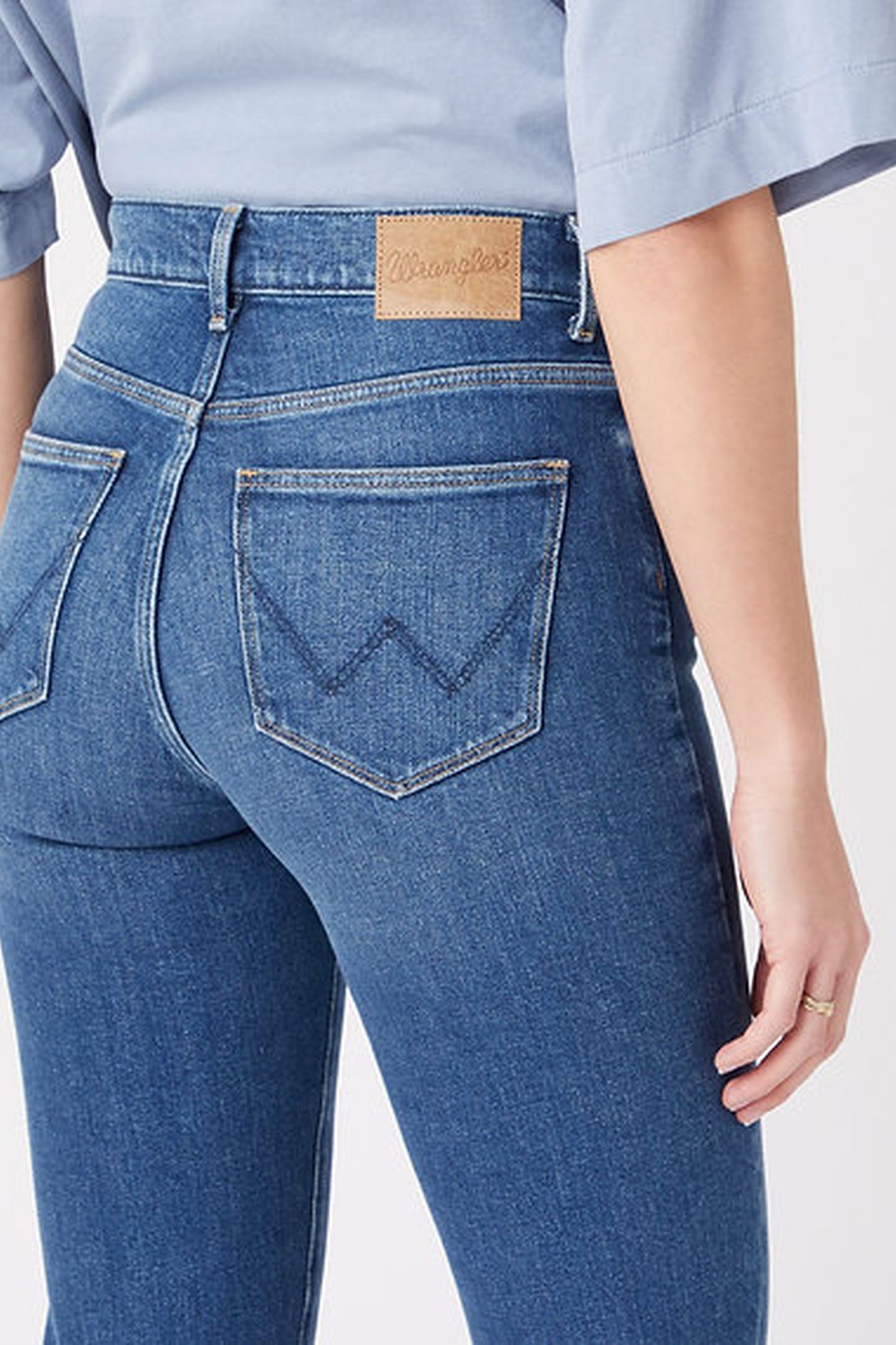 STRAIGHT AIRBLUE JEANS 4