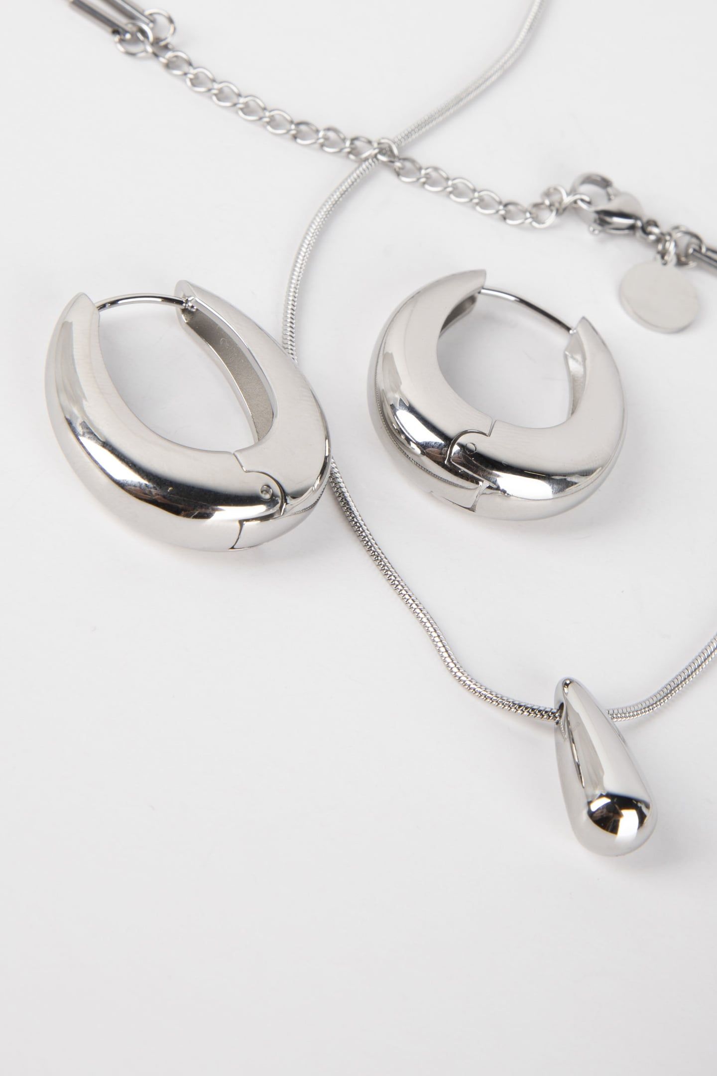 MAHINA CLUB DEWDROP SET SILVER 6