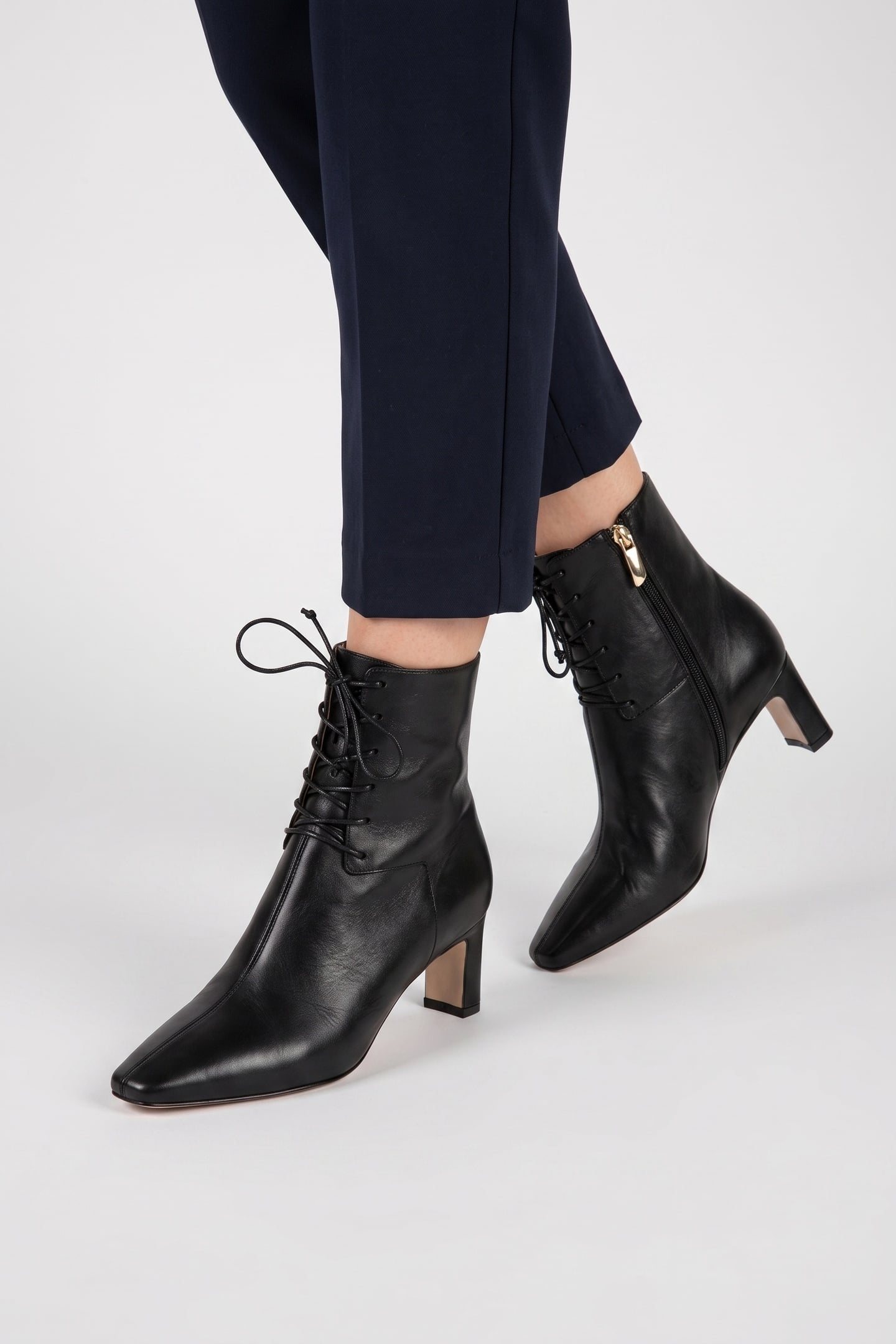 BETTY LACE UP BLOCK BOOTS BLACK 3