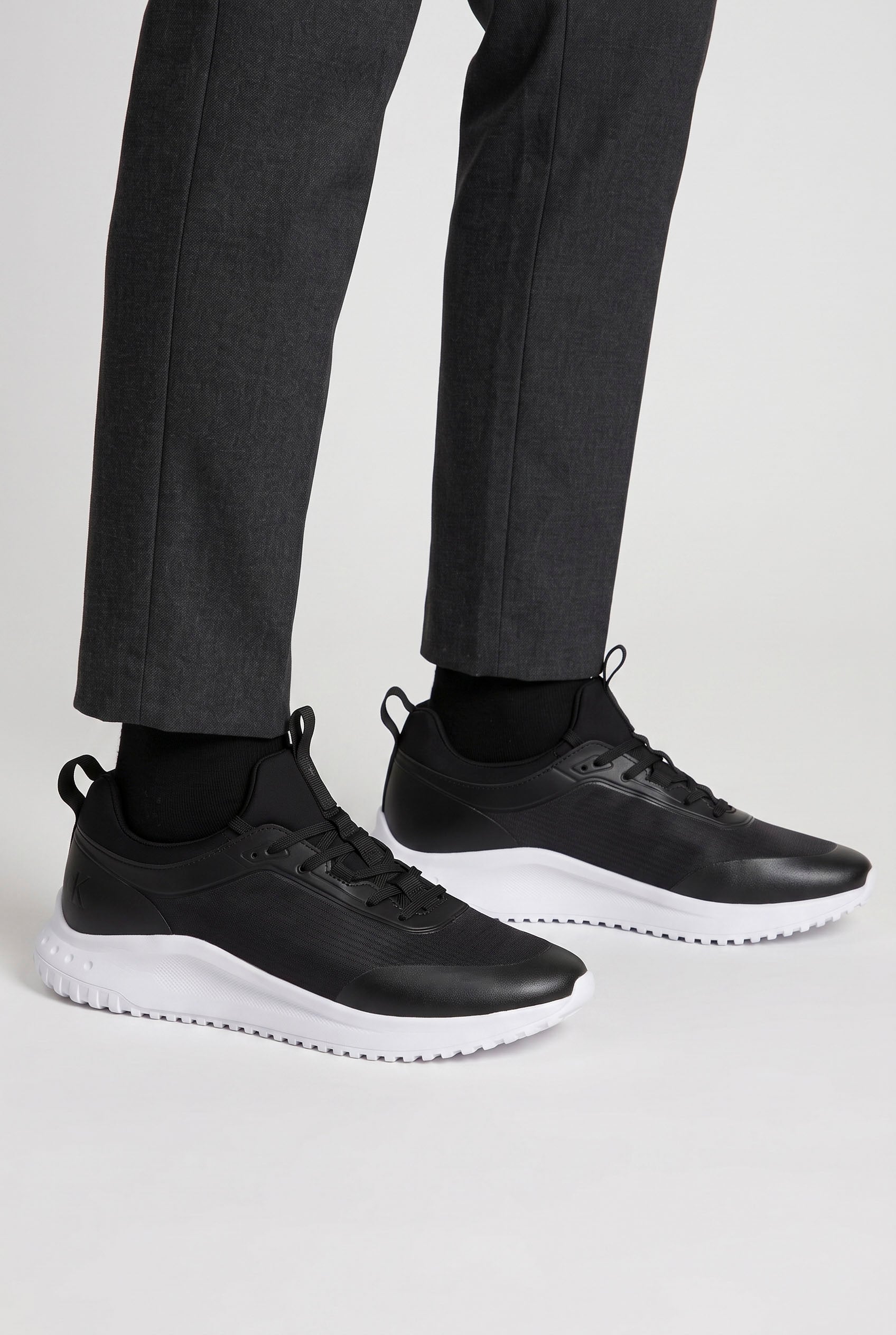 EVA RUNNER LACEUP BLACK 2