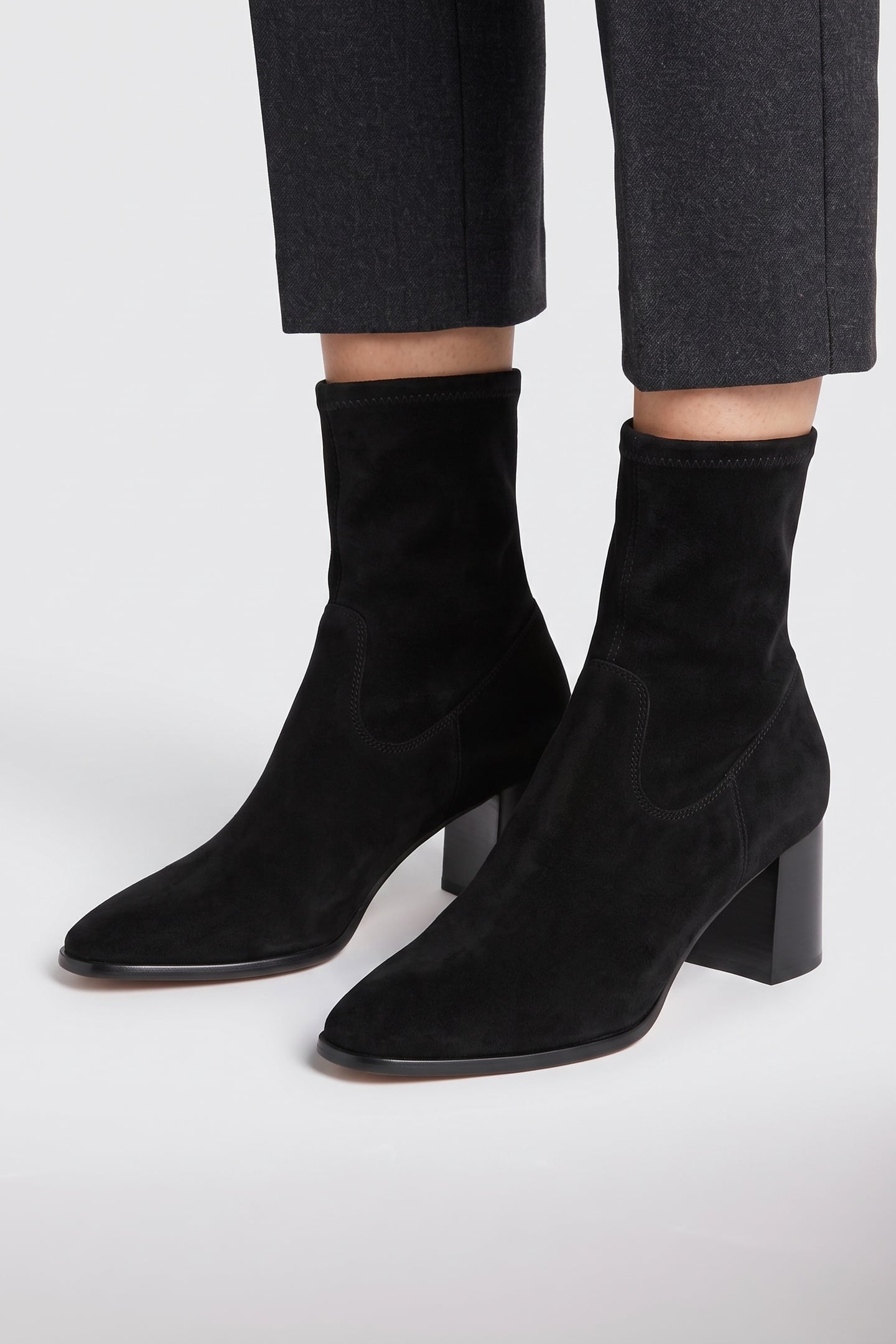 HARP BLOCK HEEL STRETCH SUEDE BLACK 3
